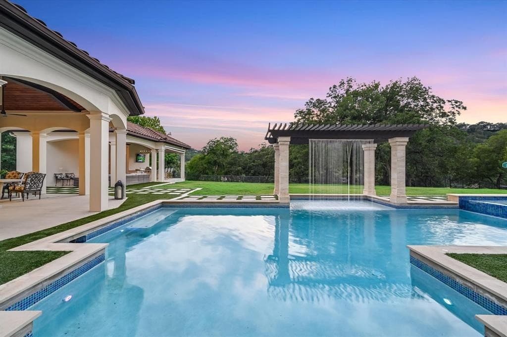 14132 Flat Top Ranch Rd, Austin, TX 78732 - Image 4
