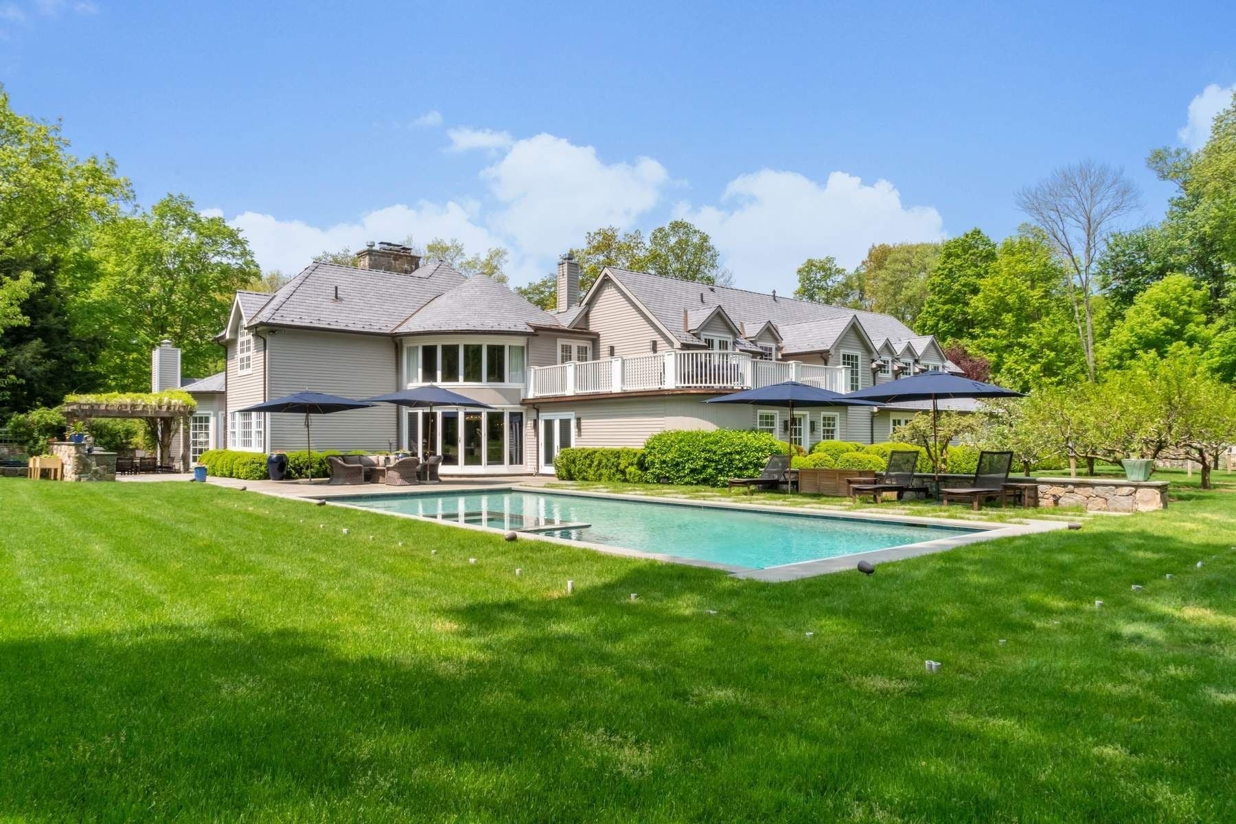 79 Richmond Hill Rd, Greenwich, CT 06831