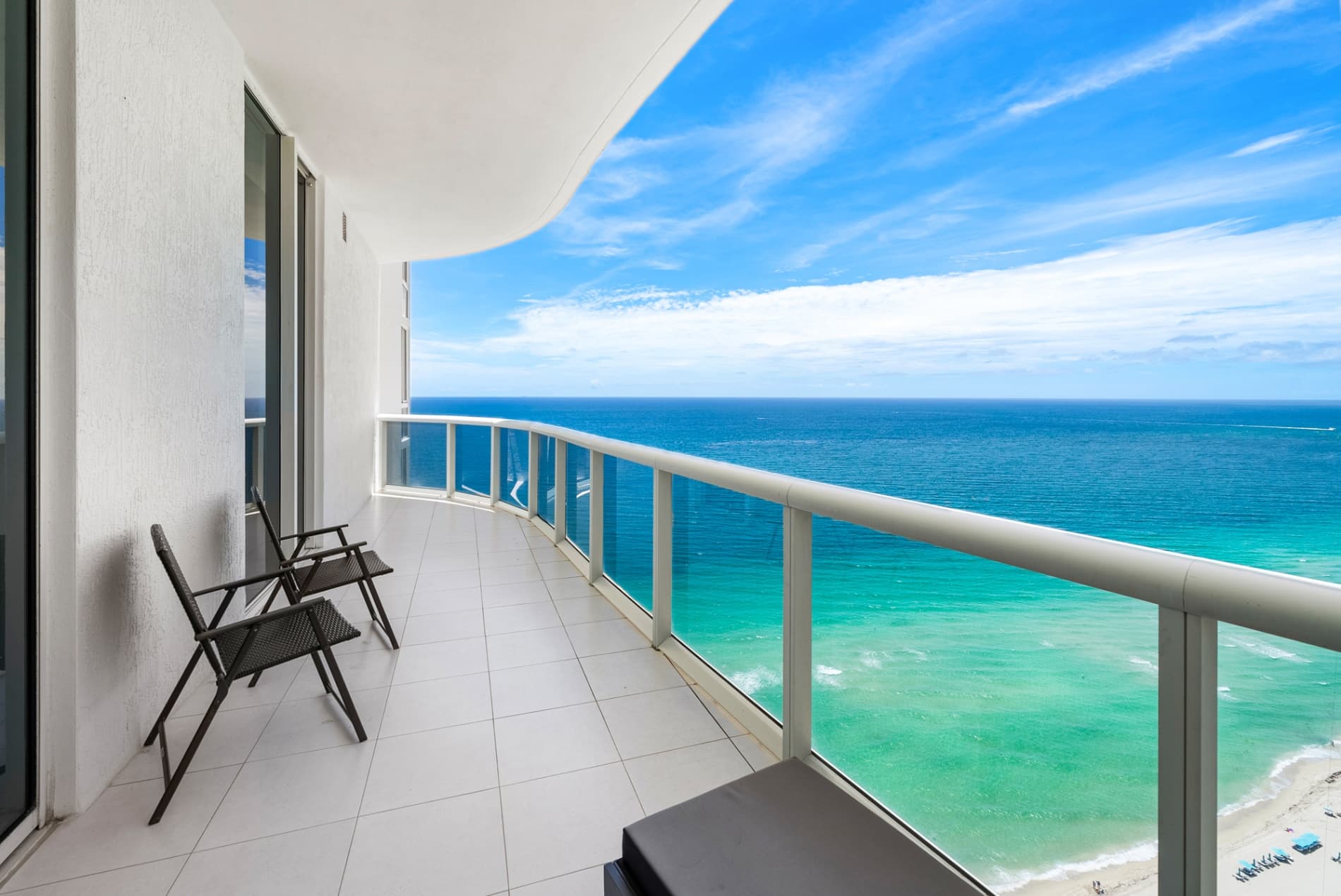 Trump Tower II, 5901 Collins Ave APT 3302, Sunny Isles Beach, FL 33160 - Image 2