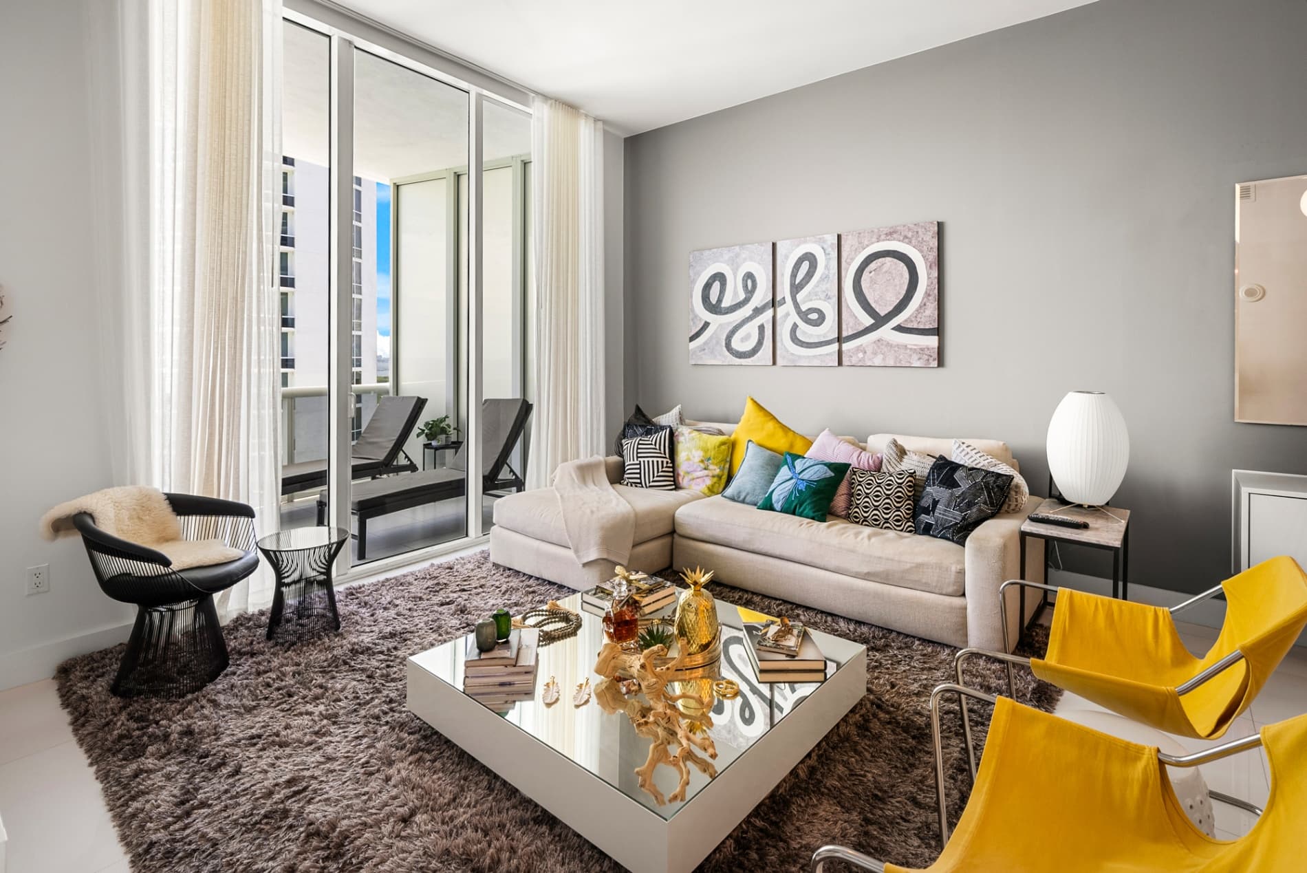 Trump Tower II, 5901 Collins Ave APT 3302, Sunny Isles Beach, FL 33160 - Image 4