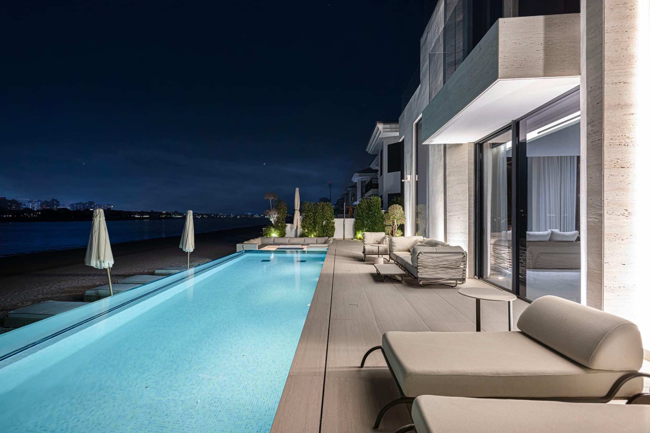 Palm Jumeirah, Dubai Villa - Image 3