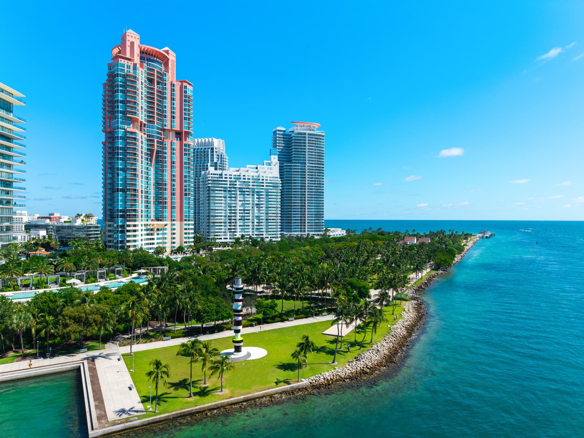 300 S Pointe Dr #TOWNHOUSE 3103, Miami Beach, FL 33139 - Image 2