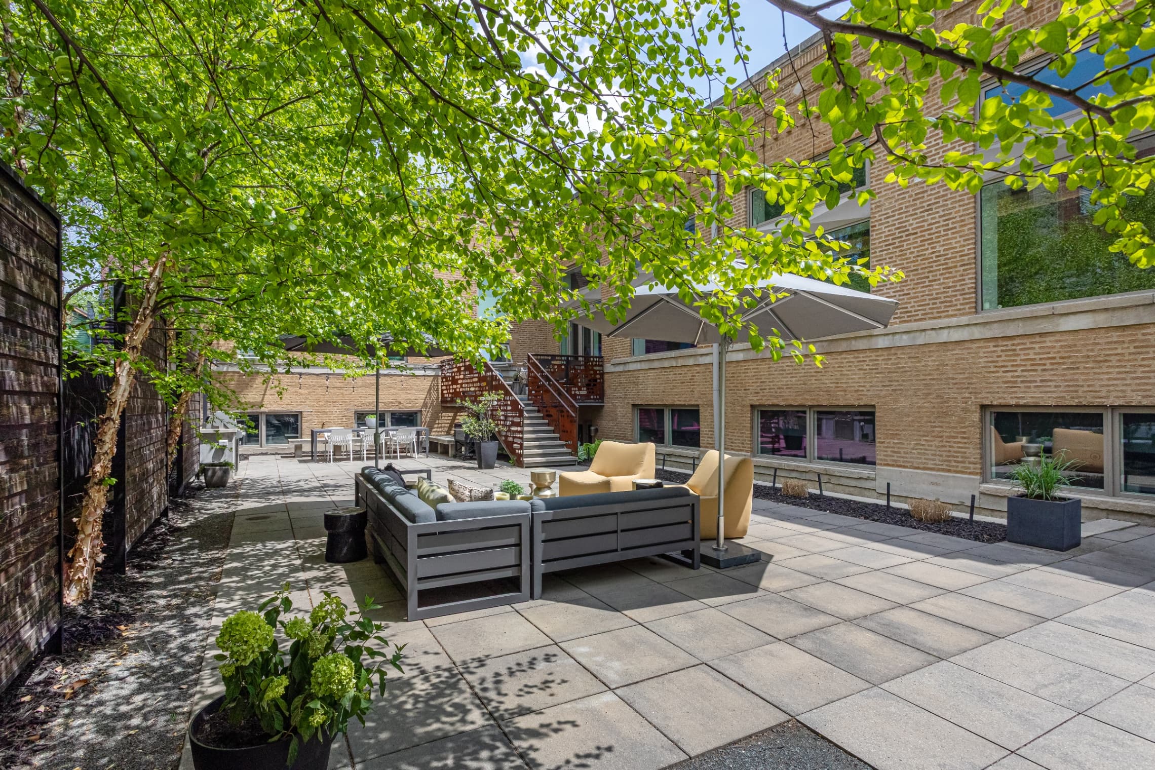 1019 N Wolcott Ave, Chicago, IL 60622