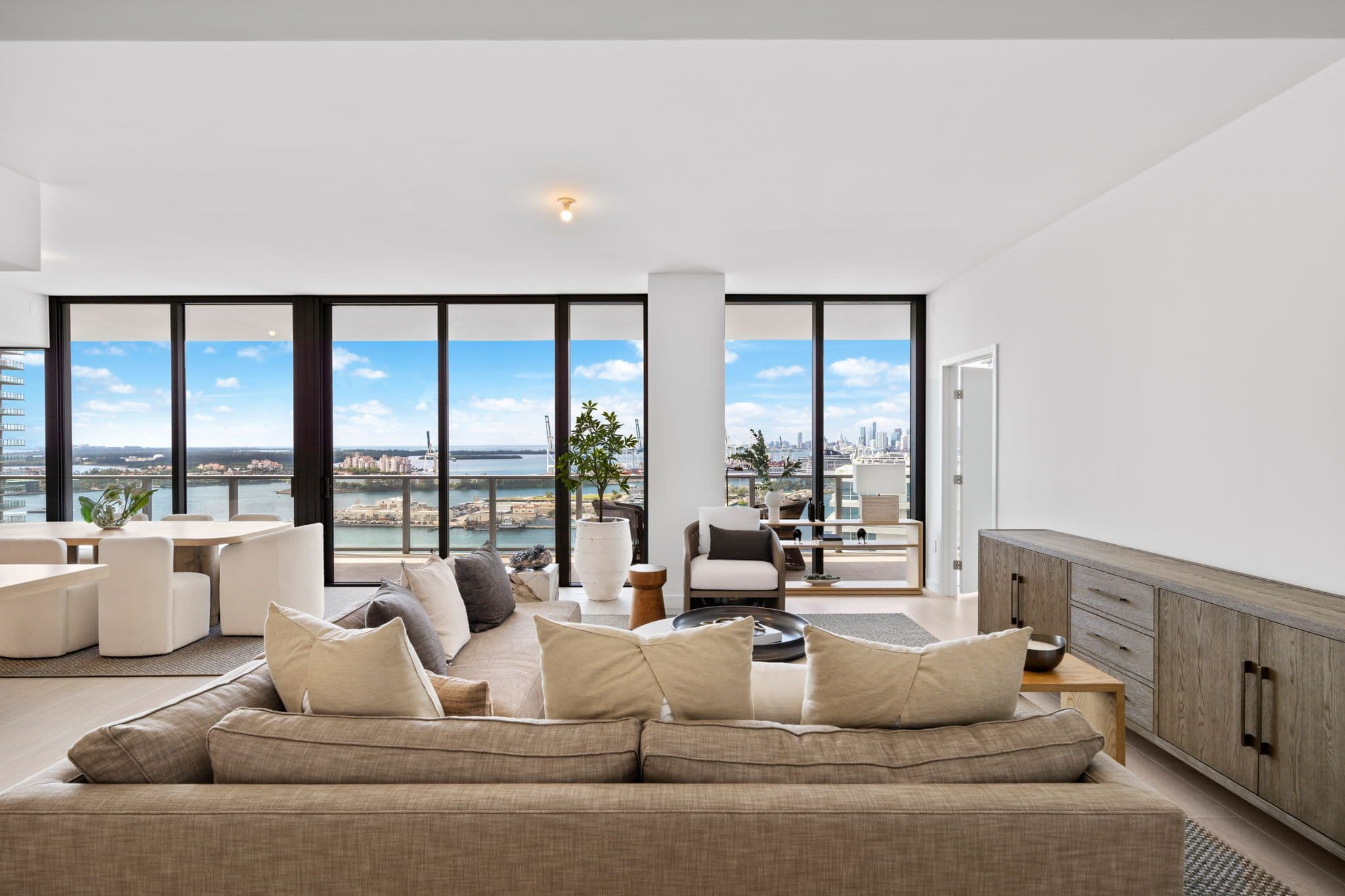 Five Park, 500 Alton Rd APT 2303, Miami Beach, FL 33139