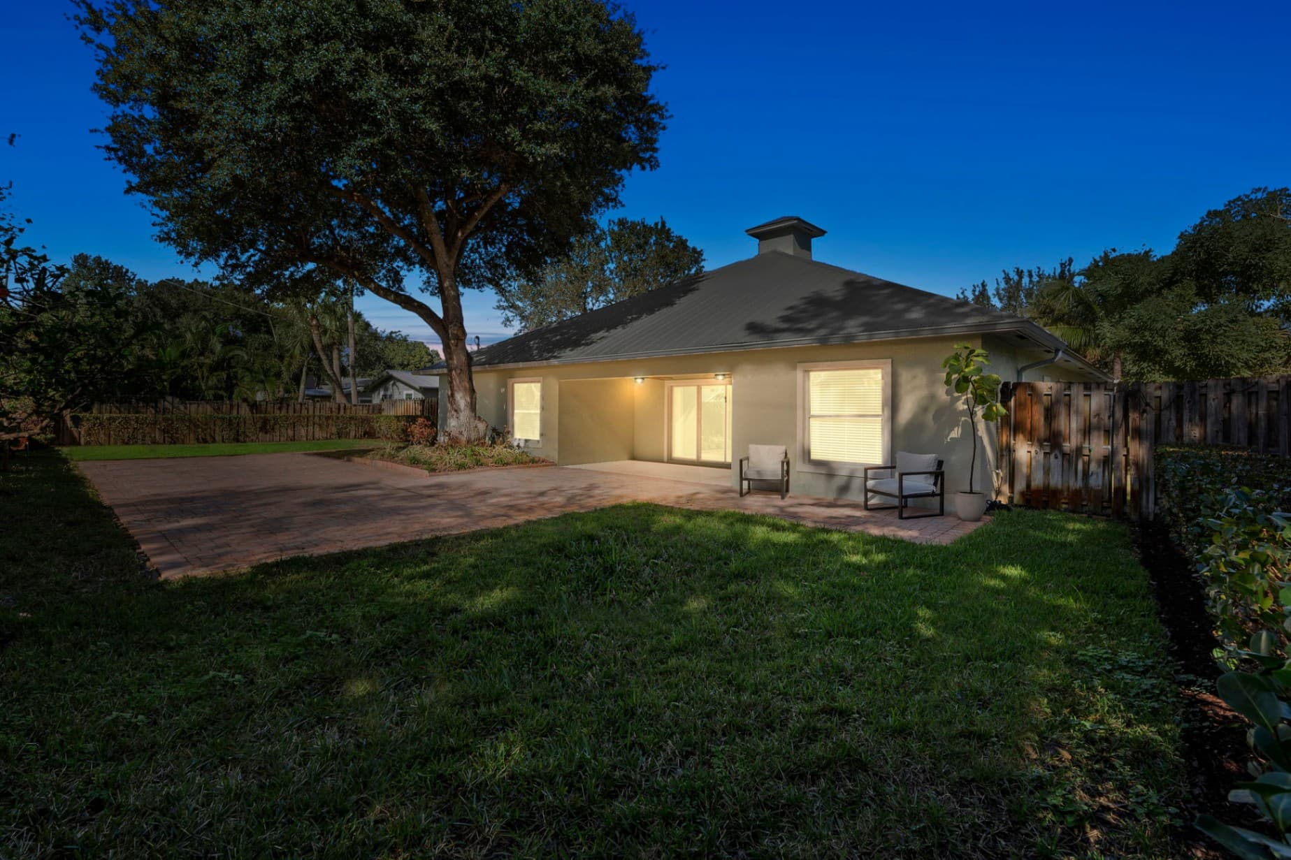 339 SW Winnachee Dr, Stuart, FL 34994 - Image 2