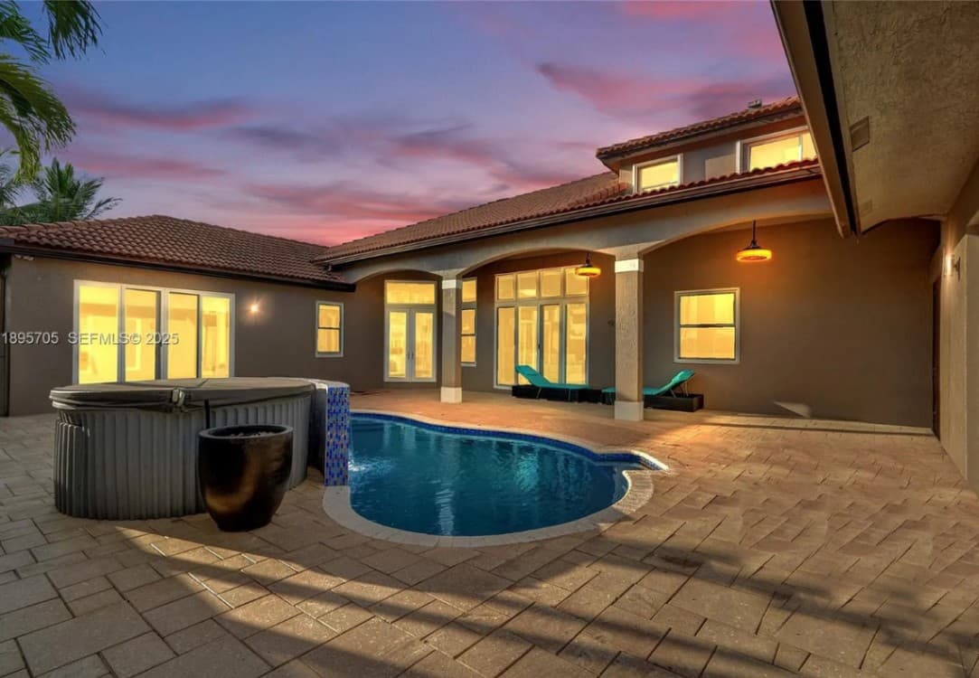 4248 SW 185th Ave, Miramar, FL 33029 - Image 2