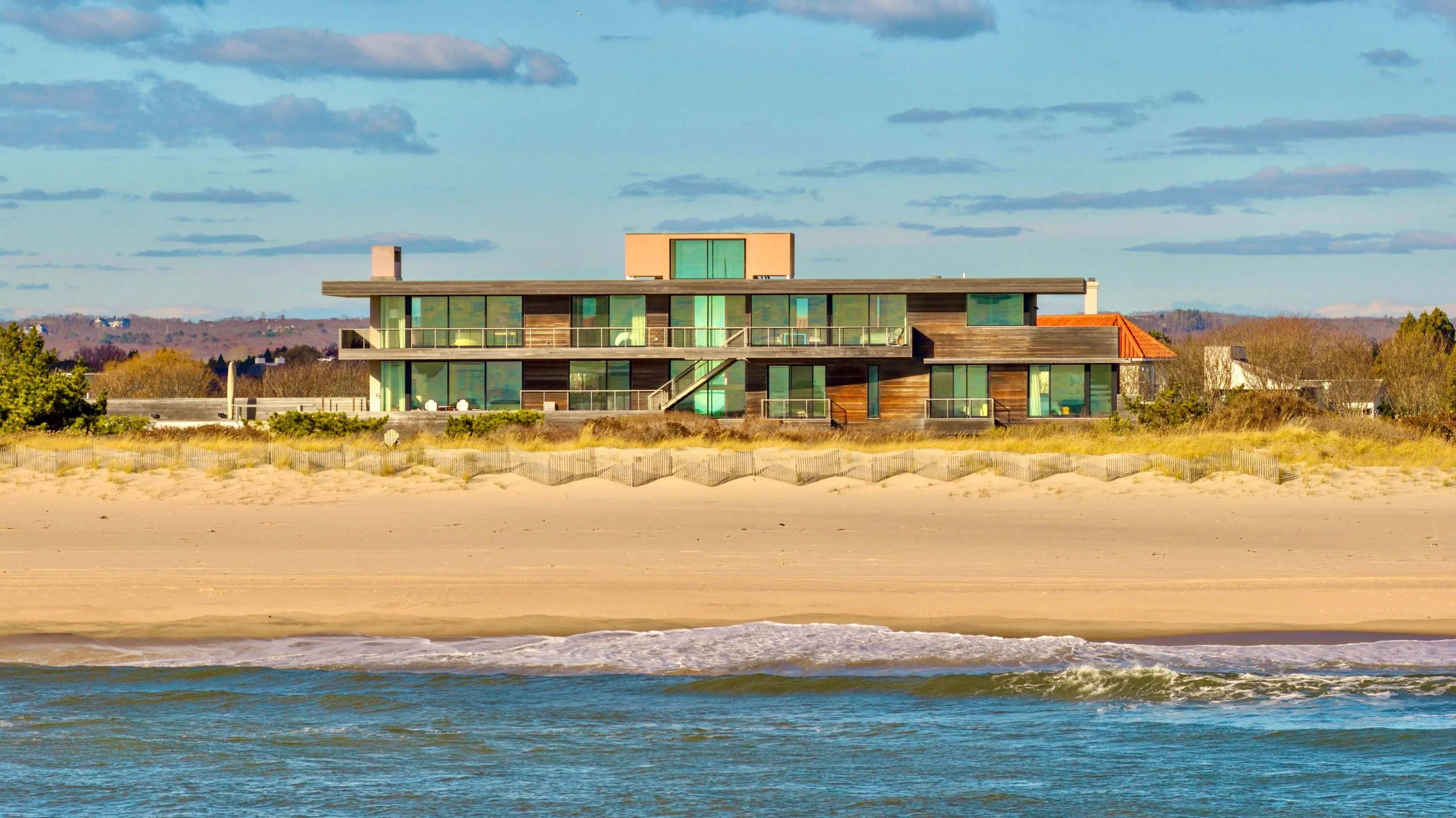 15 Dune Rd, Bridgehampton, NY 11932