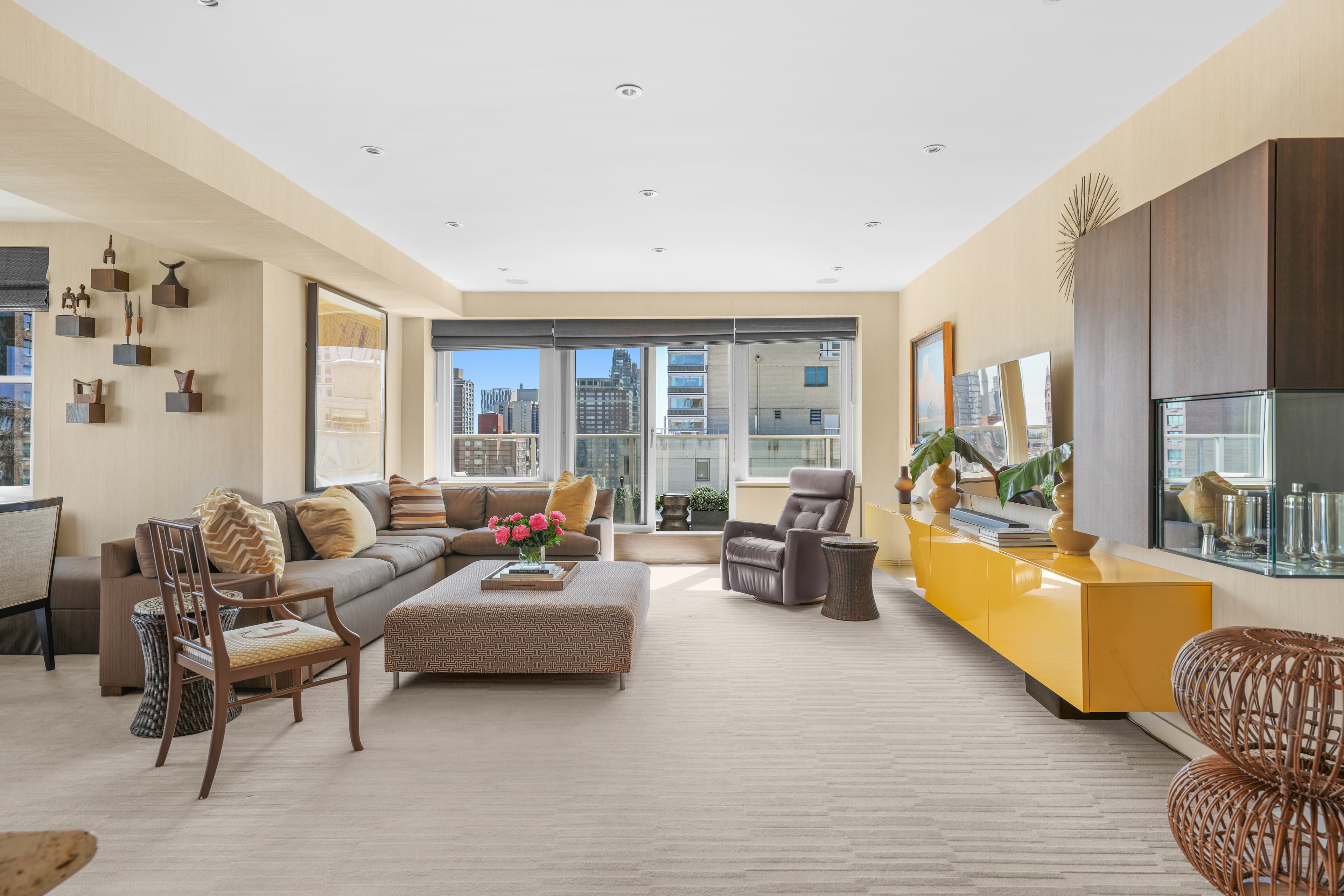 This Upper East Side Penthouse Has 3 Private Terraces 😲
