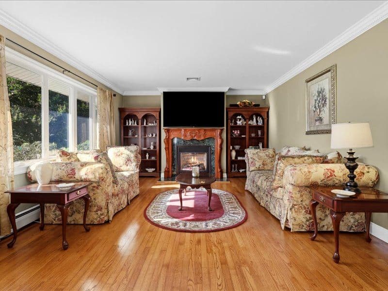 1 Interlaken Drive, Eastchester, New York 10709
