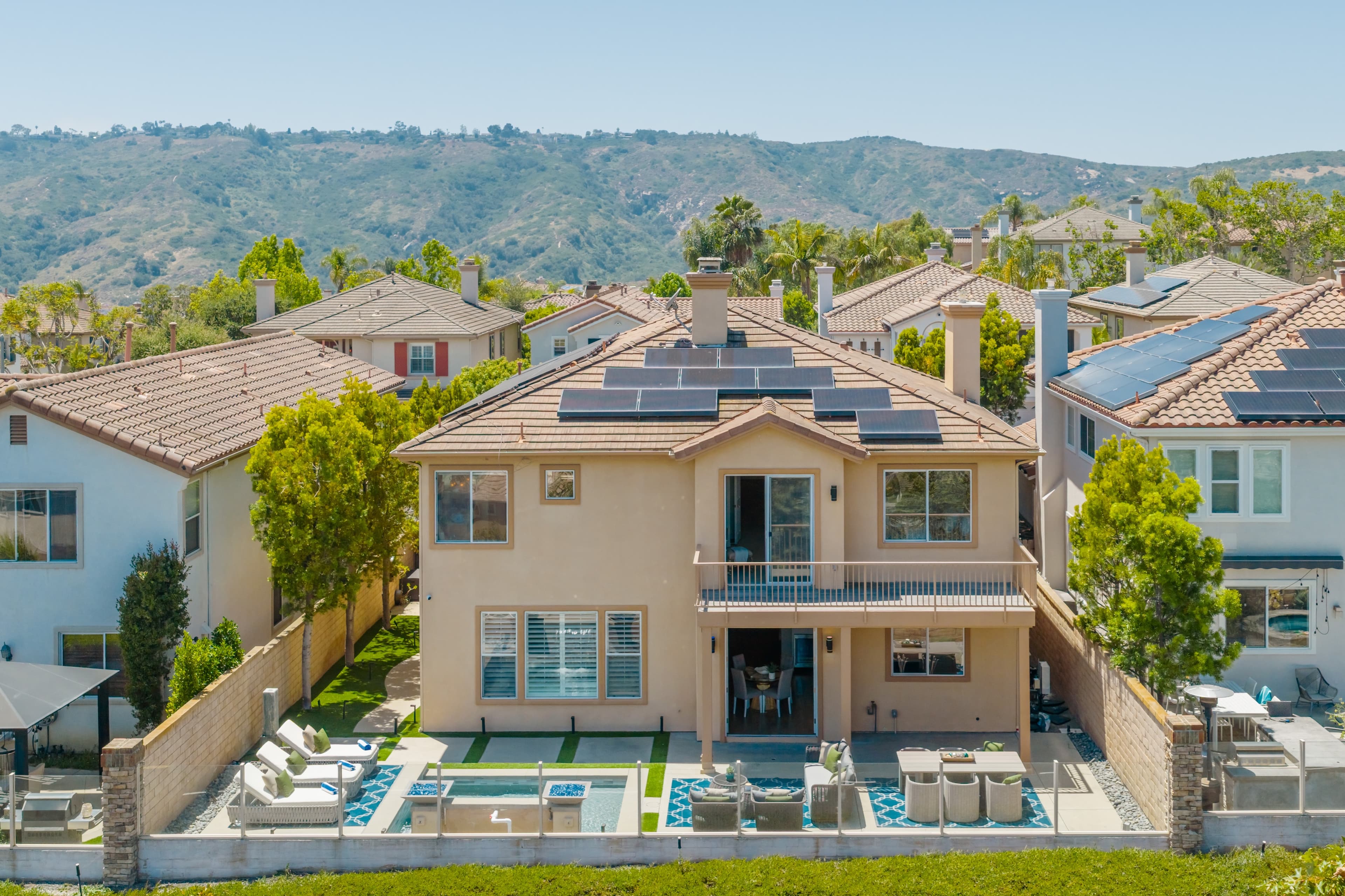 Luxury Aliso Viejo Home in Gated Community
