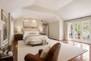 9820 Gloucester Dr, Beverly Hills, CA 90210