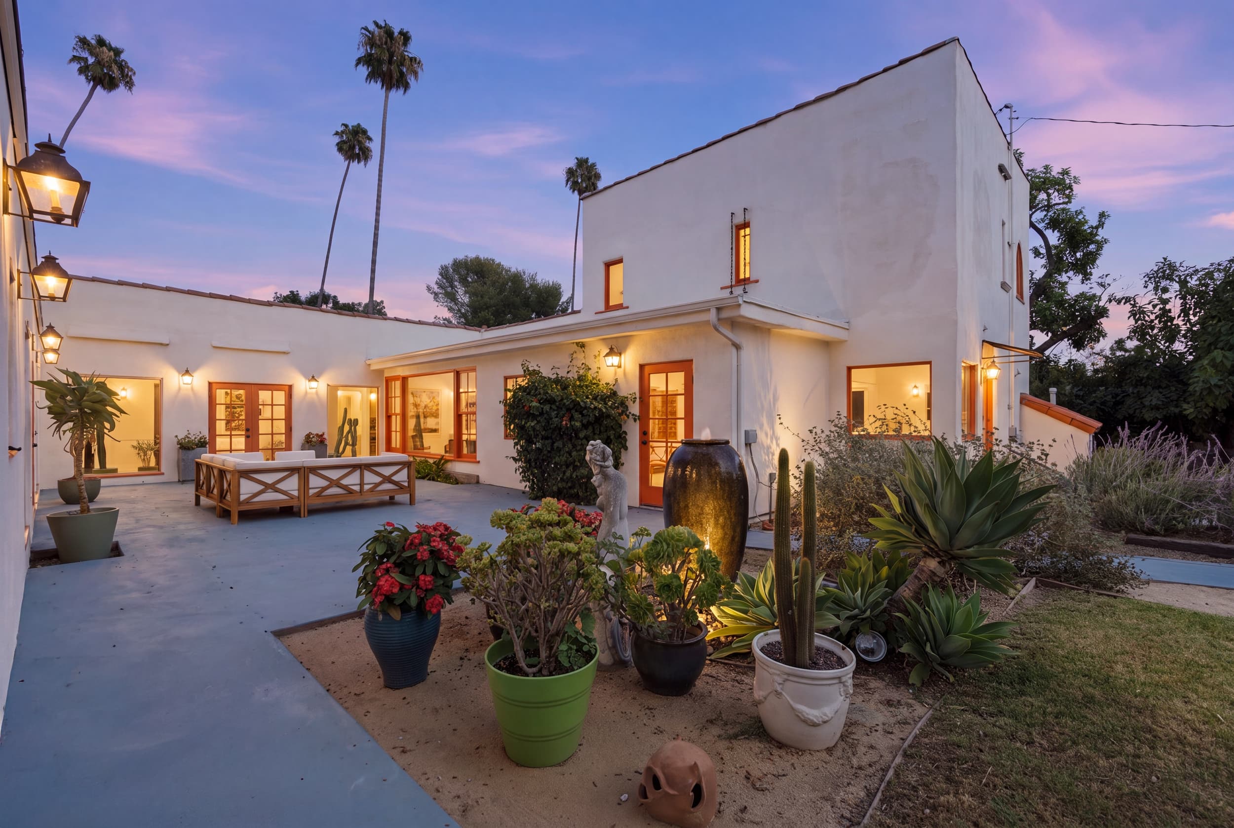 Altadena House For Sale With Sunset Views