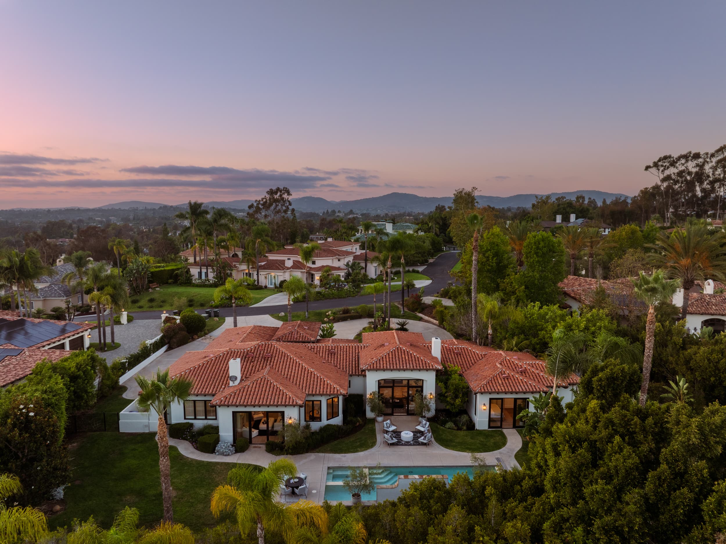 7825 Muirfield Way, Rancho Santa Fe, CA 92067