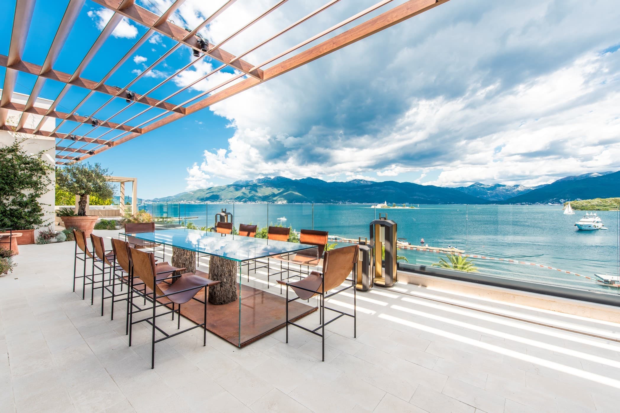 Montenegro, Tivat - Nikki Beach Penthouse, with spacious terrace and panoramic bay view