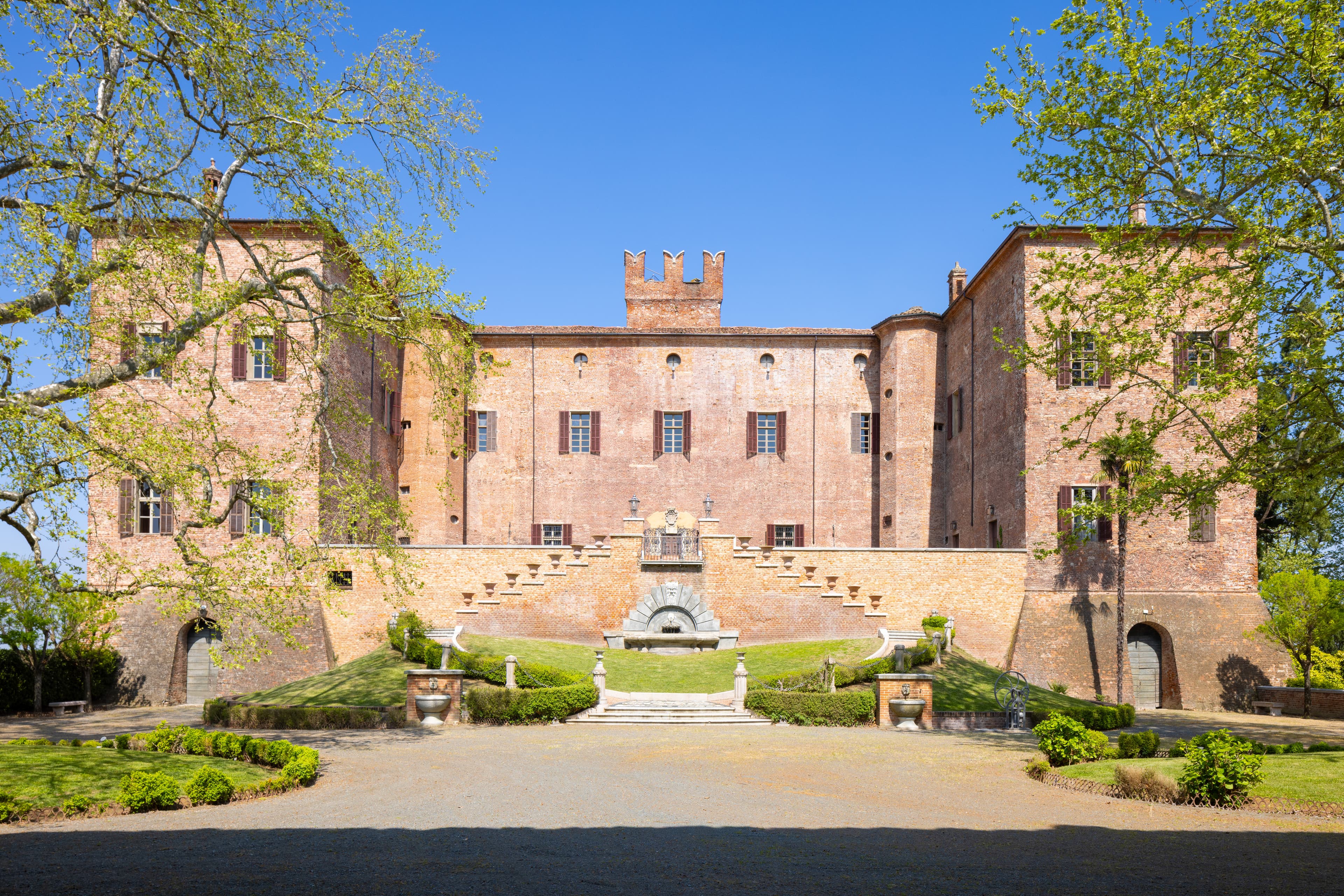 Castello Di Pomaro - Your own Castle Minutes from MILAN!