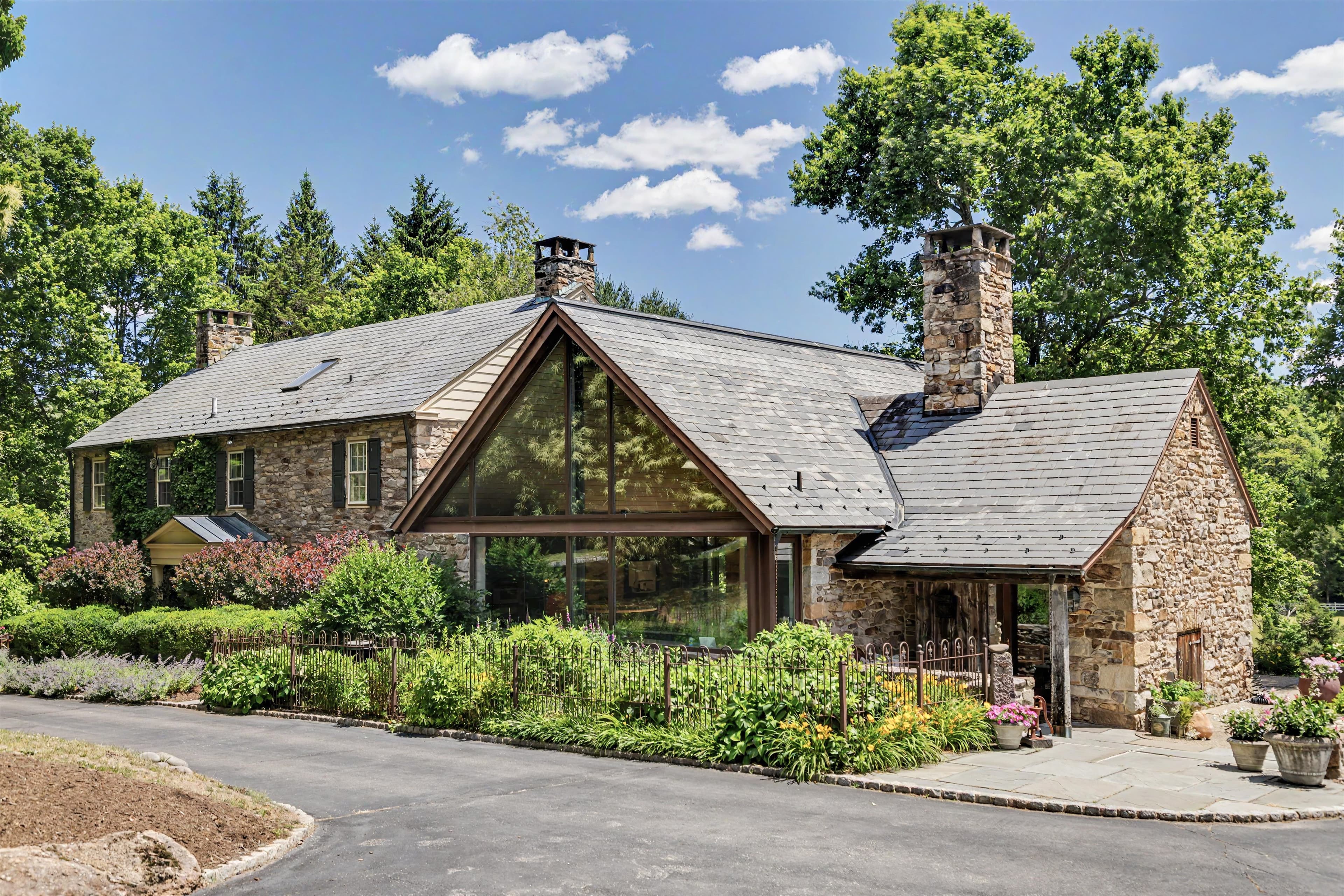 65 Brookville Hollow Rd