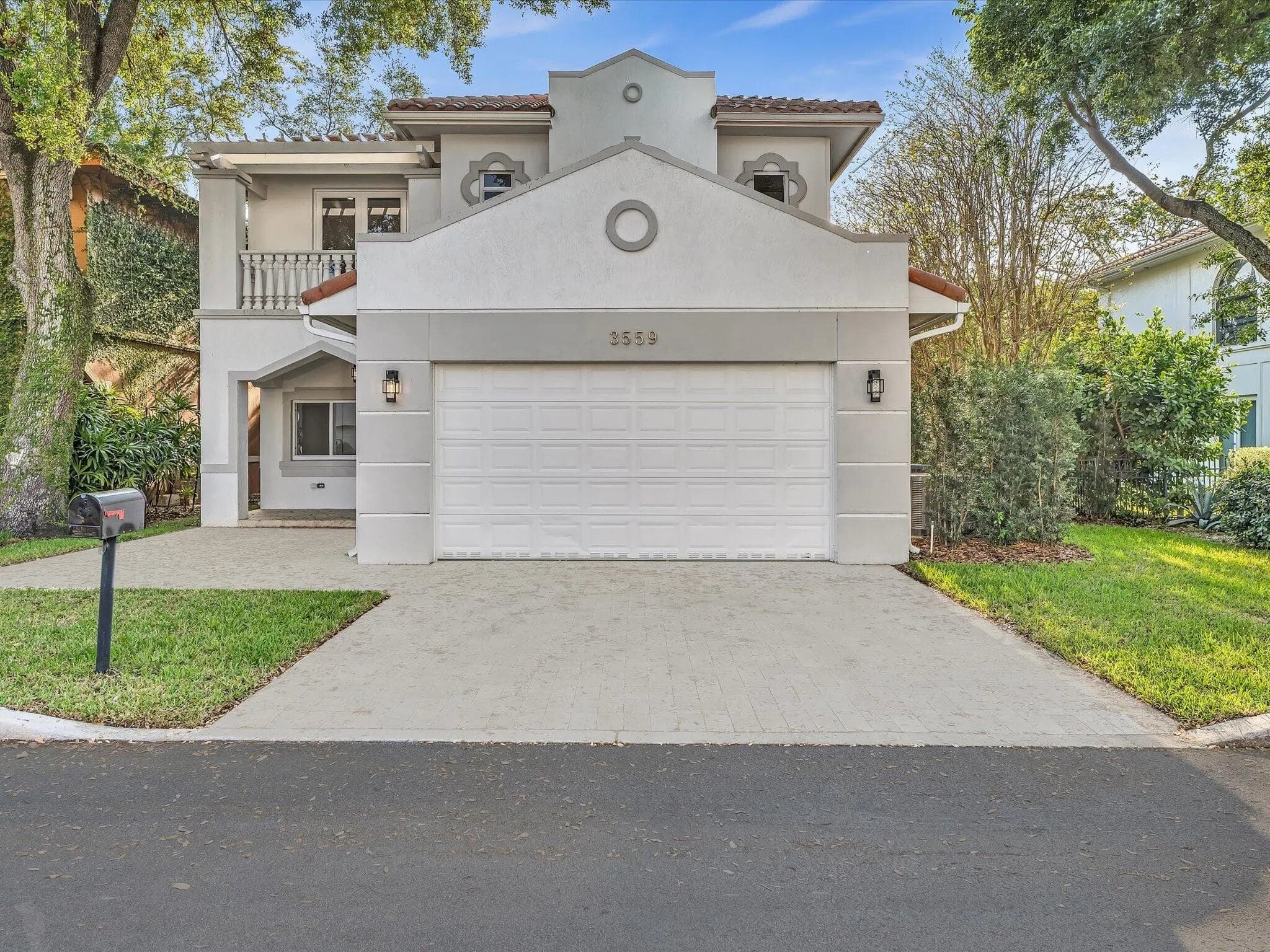 3559 Forest View Cir, Dania Beach, FL 33312