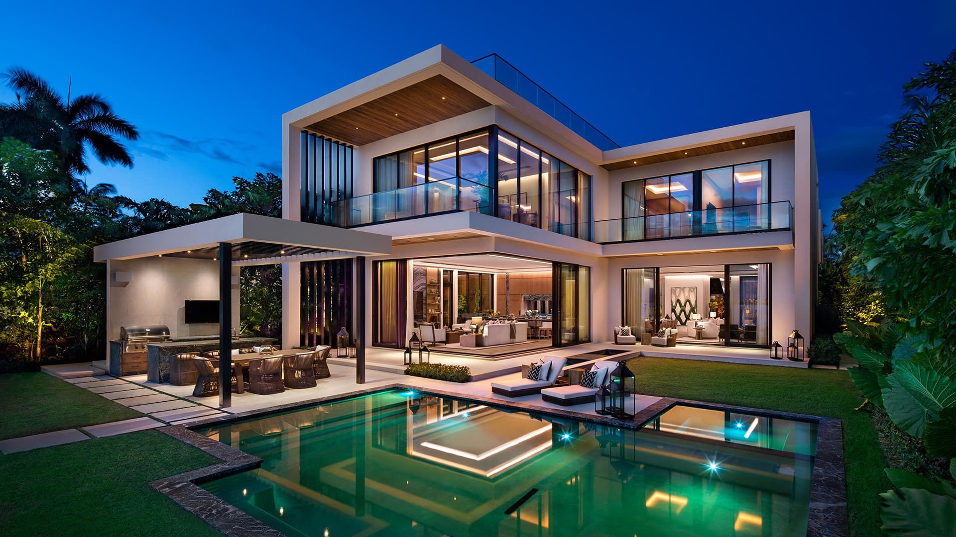 NORTH BAY ROAD RESIDENCE
