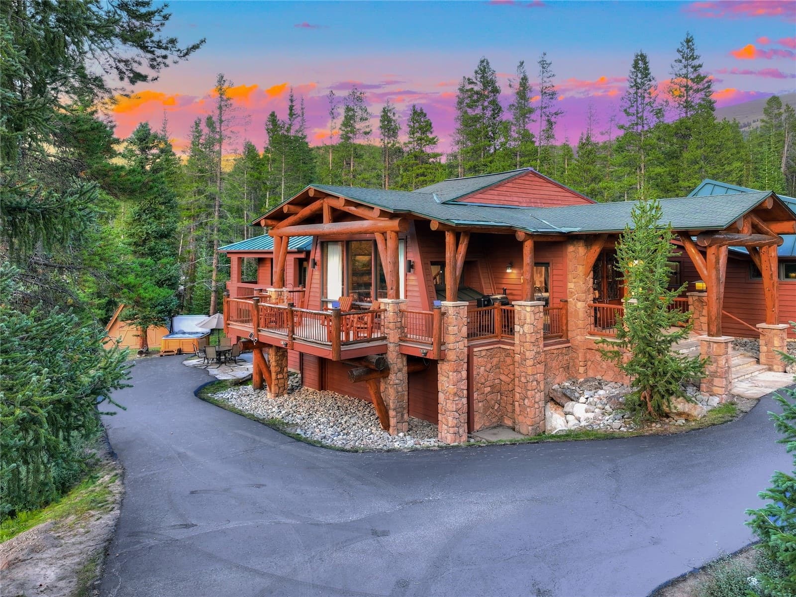 Red Fox Lodge