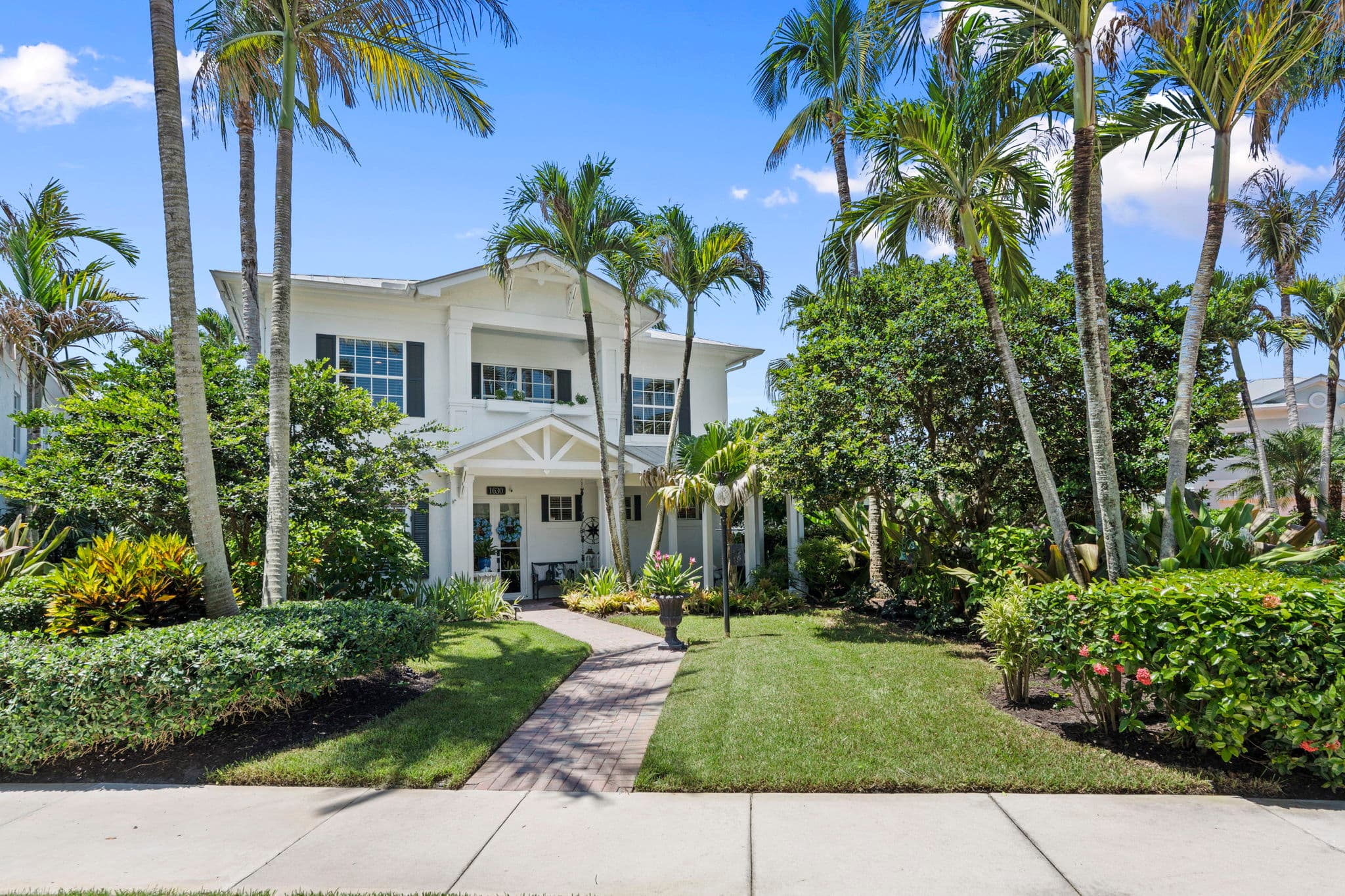 Luxury Palm City Home - Double Lot + Fully Detached 2-bedroom Guest Home