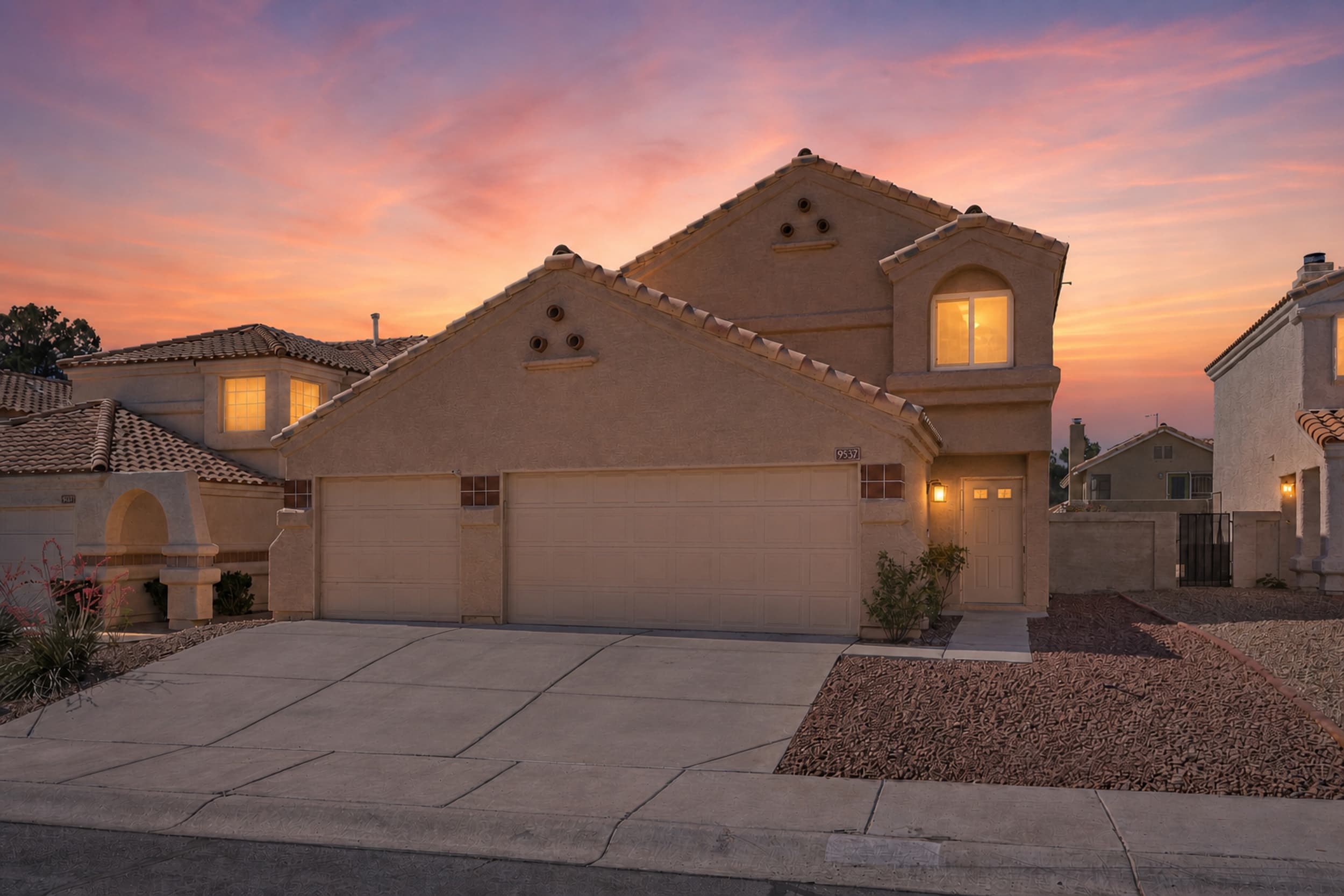 9537 Wooden Pier Way, Las Vegas, NV 89117