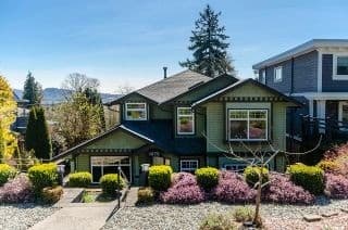 1075 ADDERLEY STREET North Vancouver, British Columbia V7L1T4 - Image 1