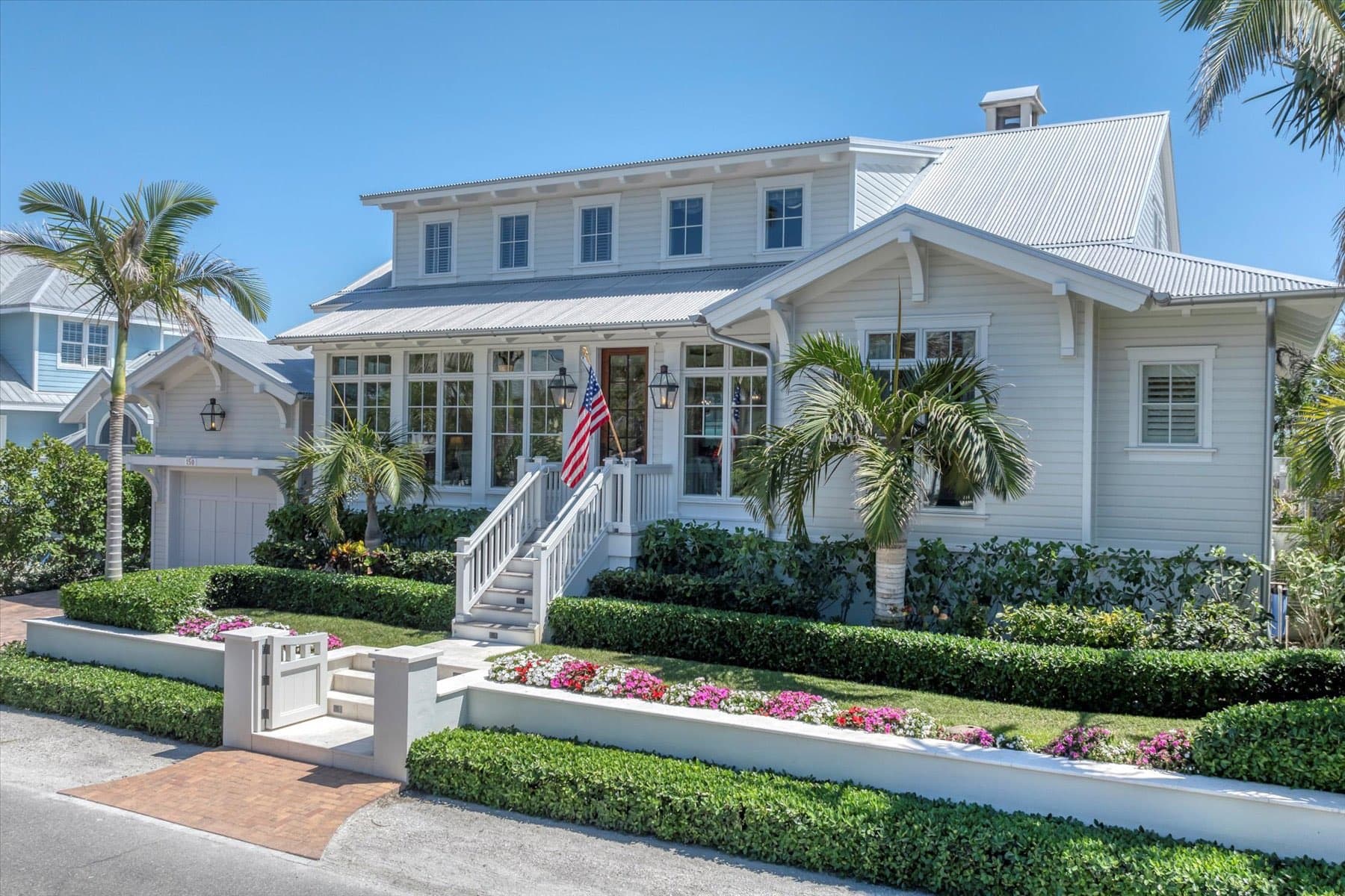 Timeless Coastal Estate in the Heart of Boca Grande - Image 1