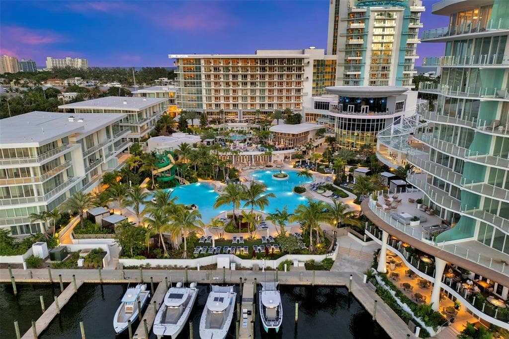 Harbor Villas at Pier Sixty-Six Residences