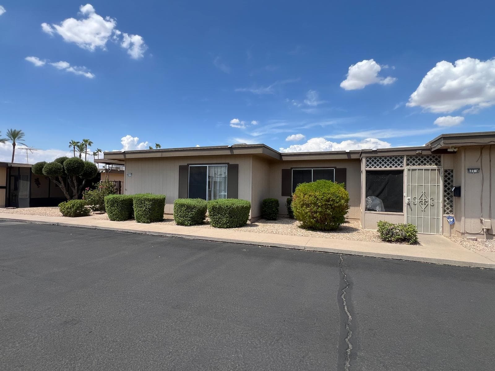 Prime Sun City Townhouse Living: 2 Beds, 2 Baths