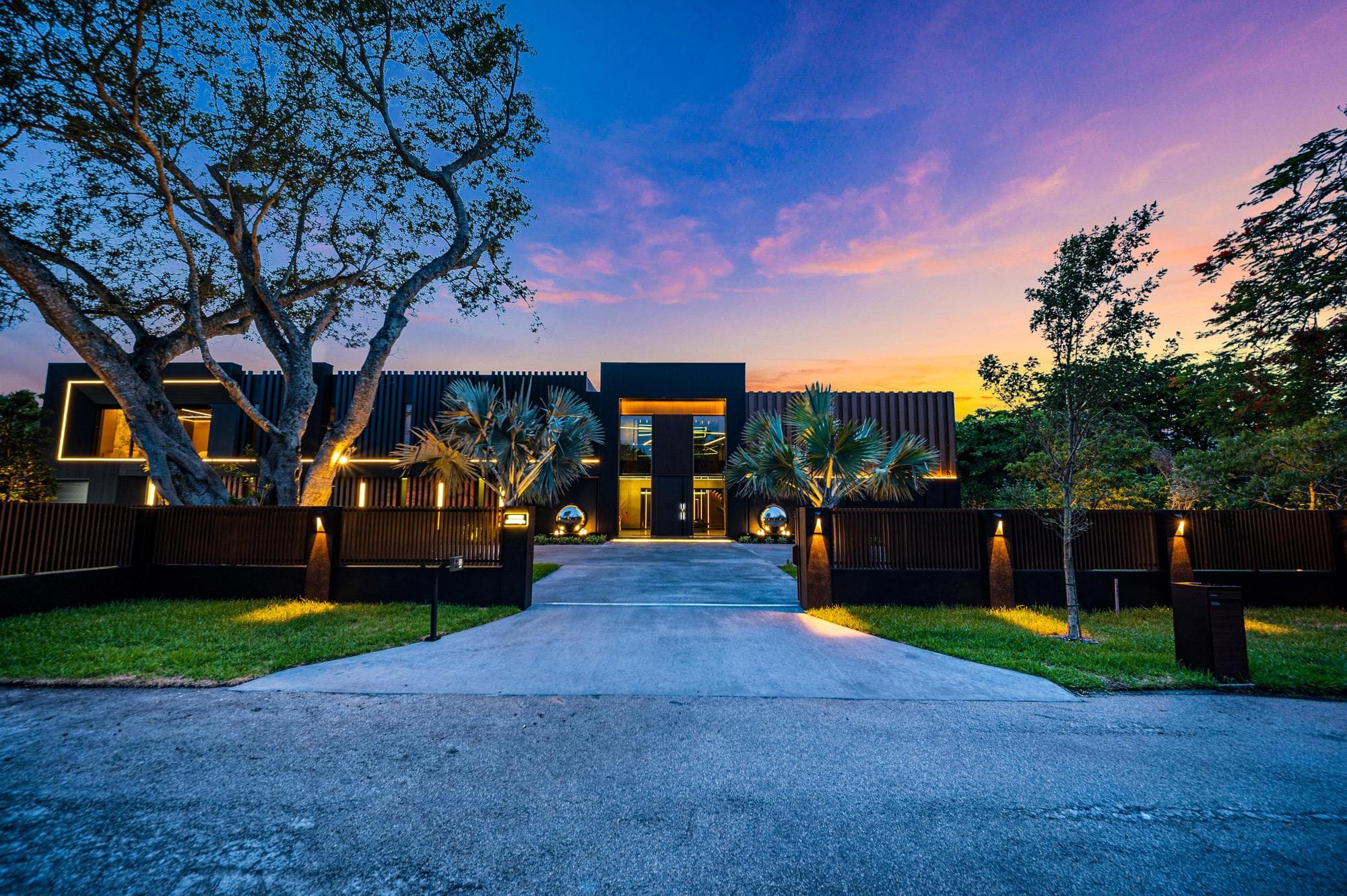 Unveiling Casa Negra a One of One Estate in the heart of Pinecrest, Miami