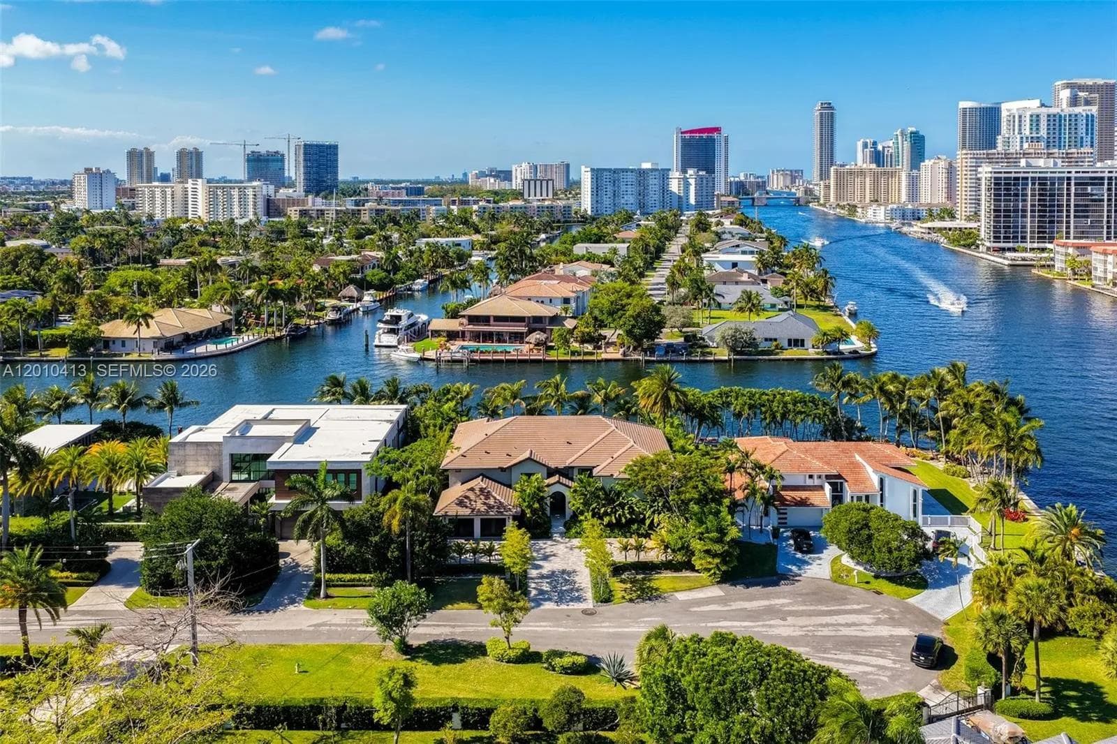 110 Holiday Dr, Hallandale Beach, FL 33009