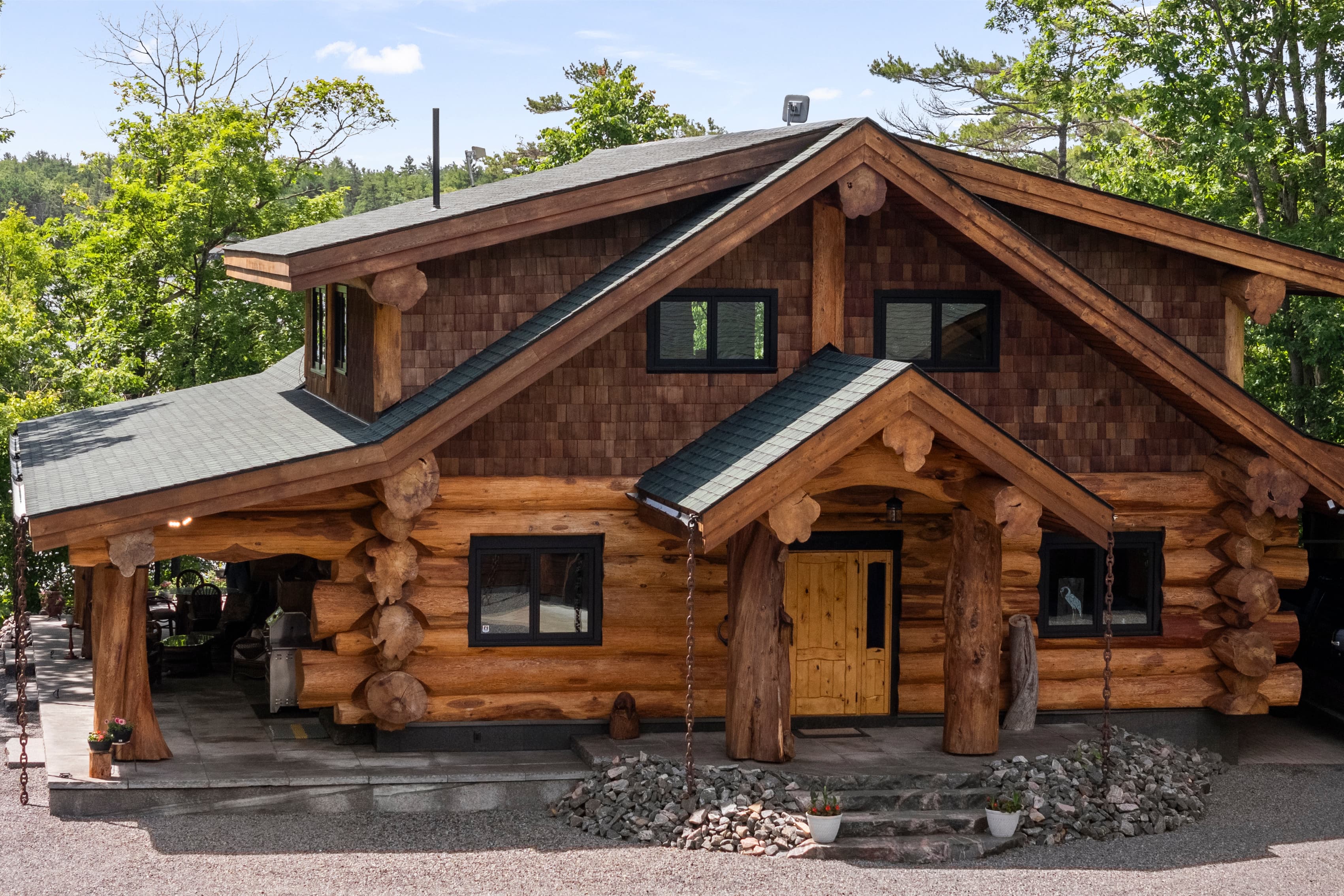 A Custom Built Pioneer Log Home on the shores of Georgian Bay