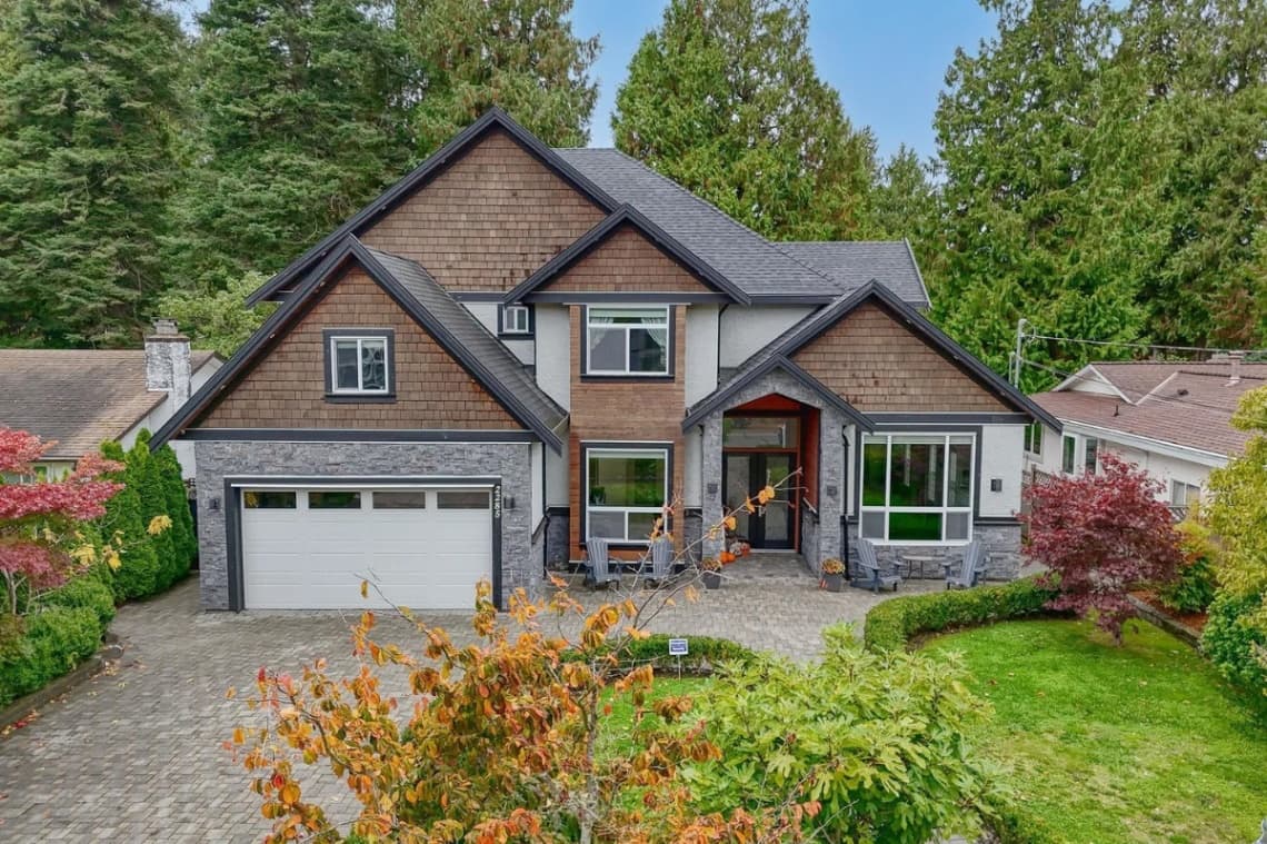 2285 124 STREET, Surrey, British Columbia V4A3M6