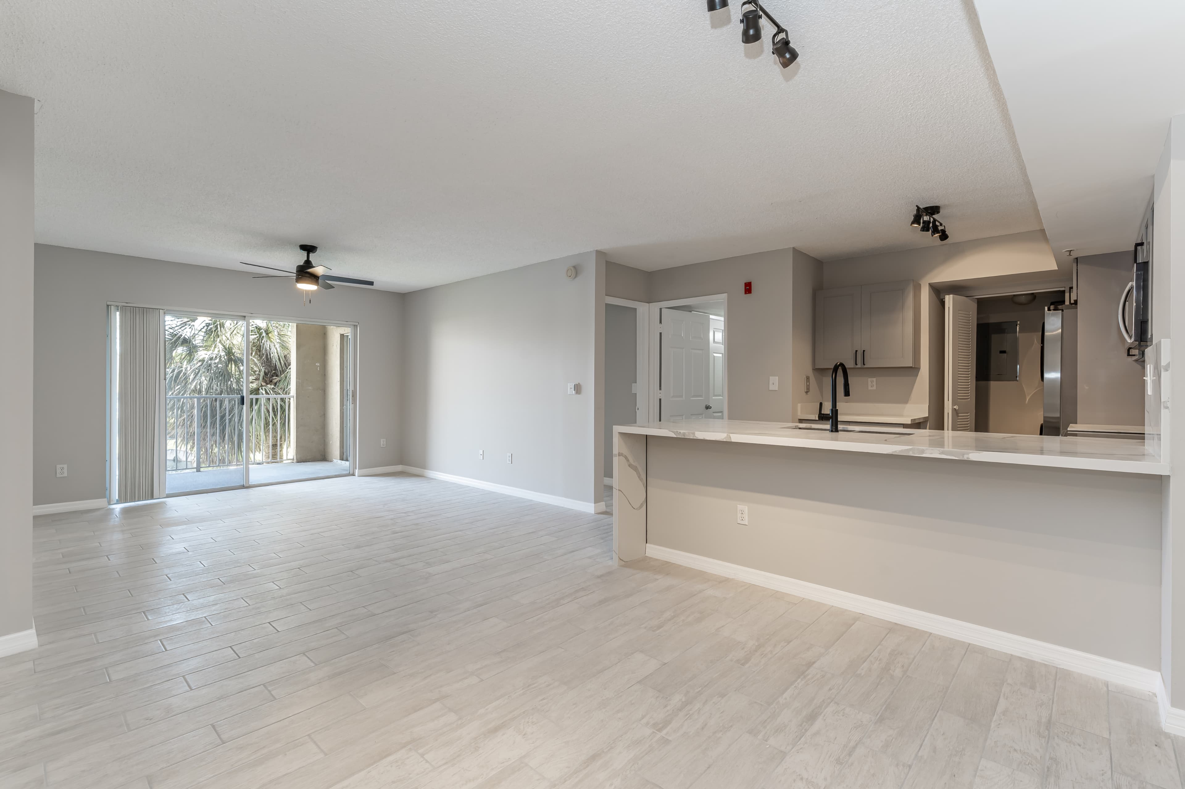 2600 S University Drive #208, Davie, FL 33328