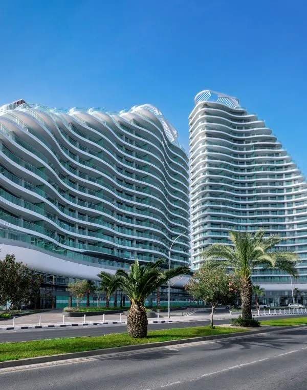 Skyline Ruby — Seafront 5-Bedroom Duplex Penthouse with Private Rooftop Pool