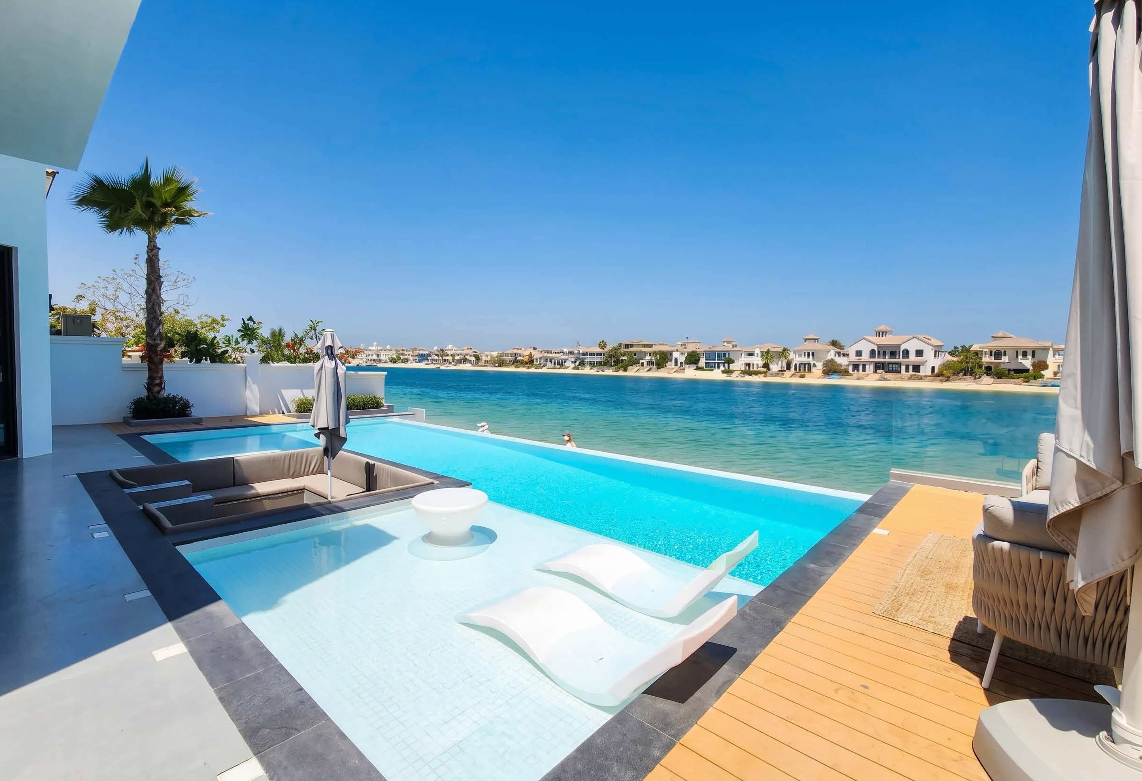Atrium Waterfront, Frond M, Palm Jumeirah