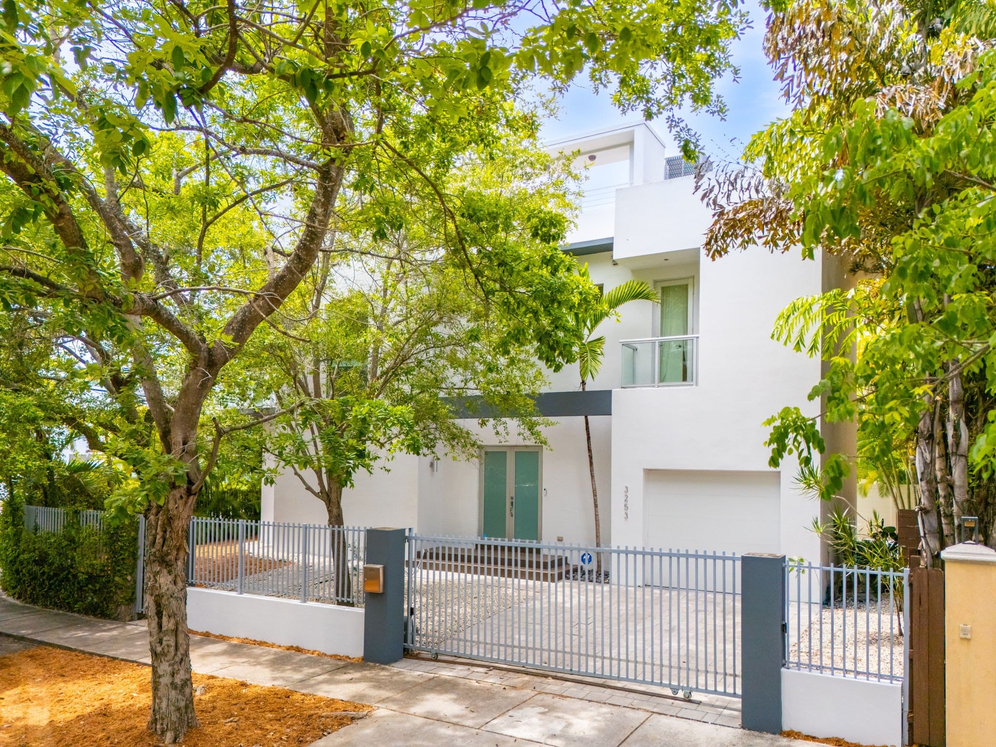 3253 McDonald St, Miami, FL 33133 - Image 1
