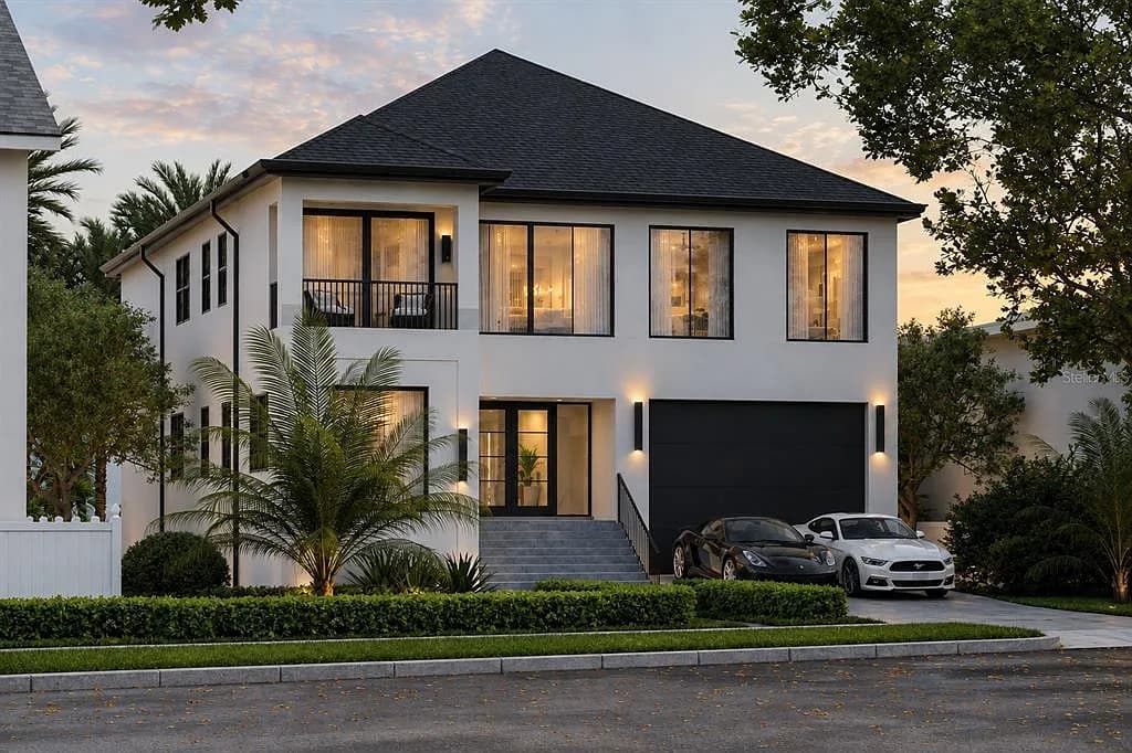 Expansive Tampa New Construction: 7 Beds, Premium Features