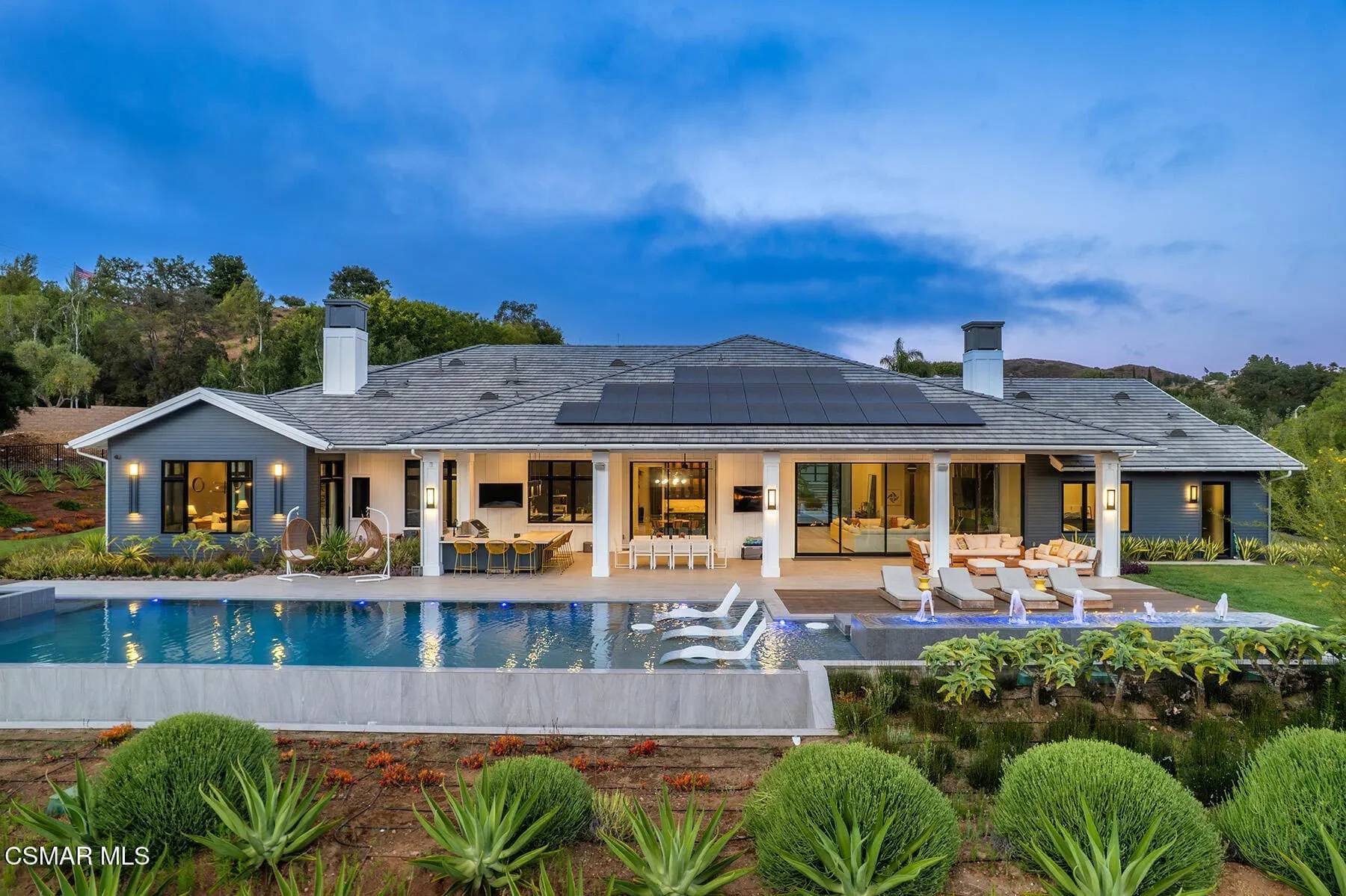 2111 High Knoll Circle Westlake Village, CA 91362