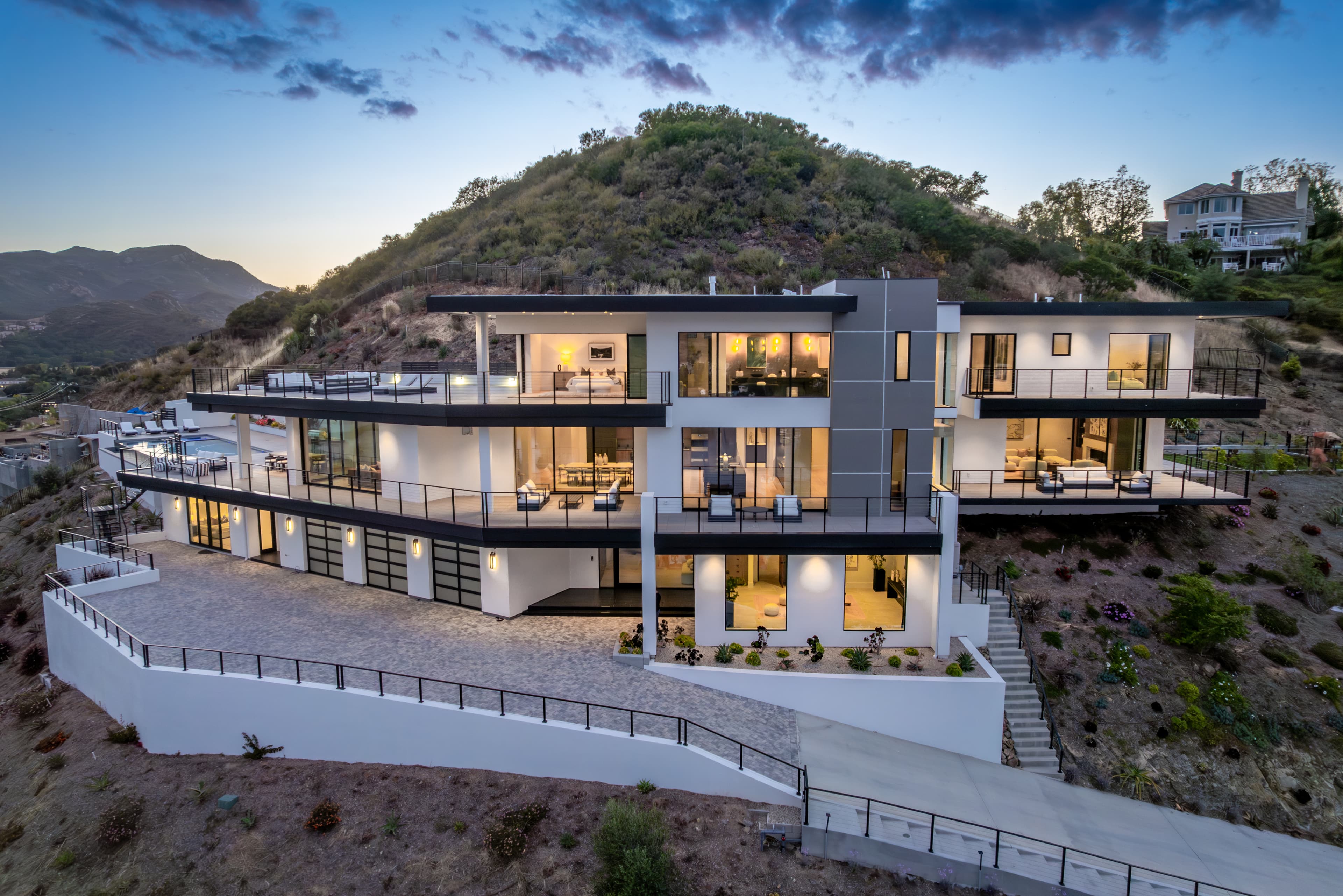 461 Lake Sherwood Drive, Westlake Village, CA, 91361