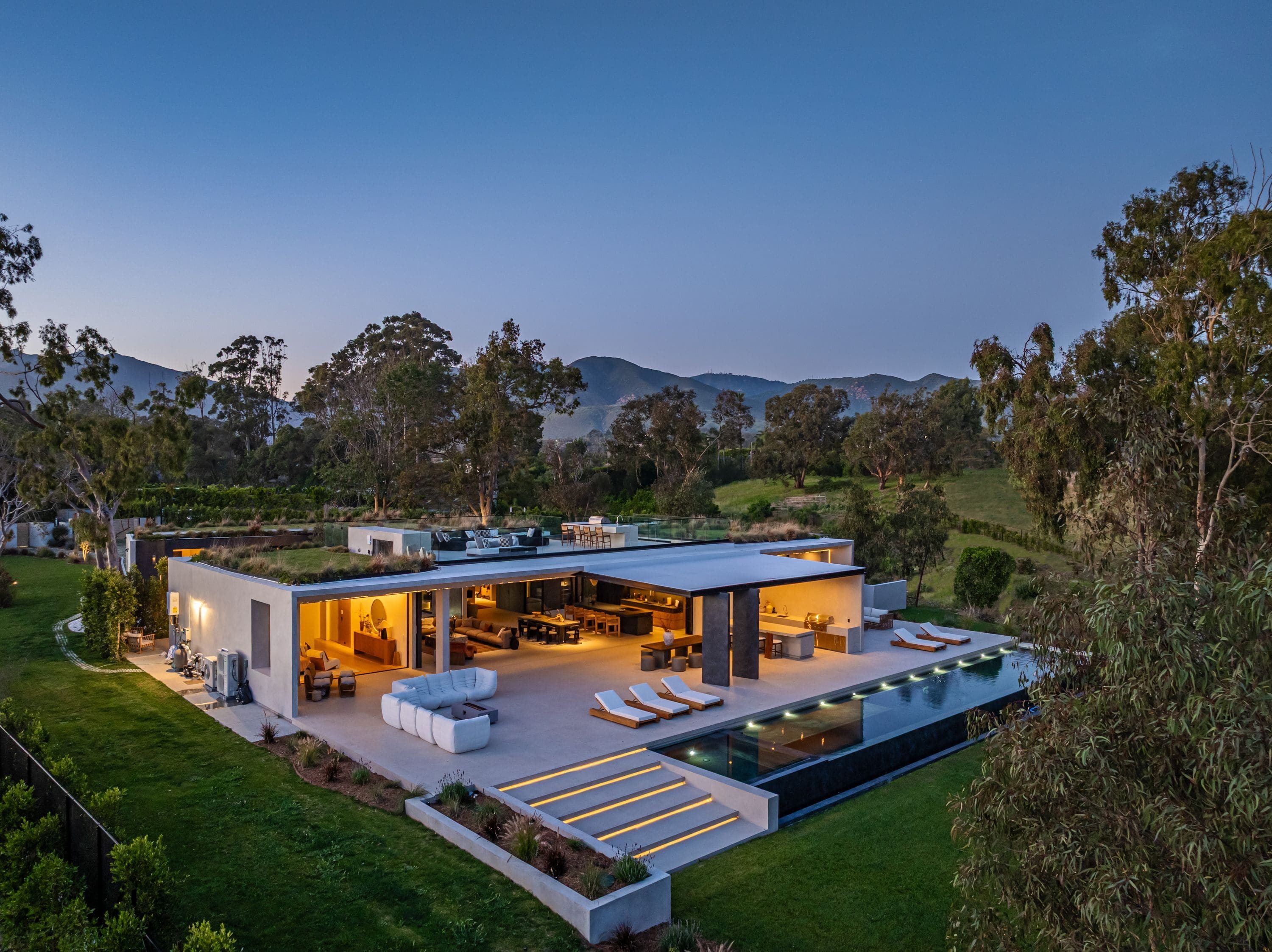 29200 Larkspur Ln, Malibu, CA 90265