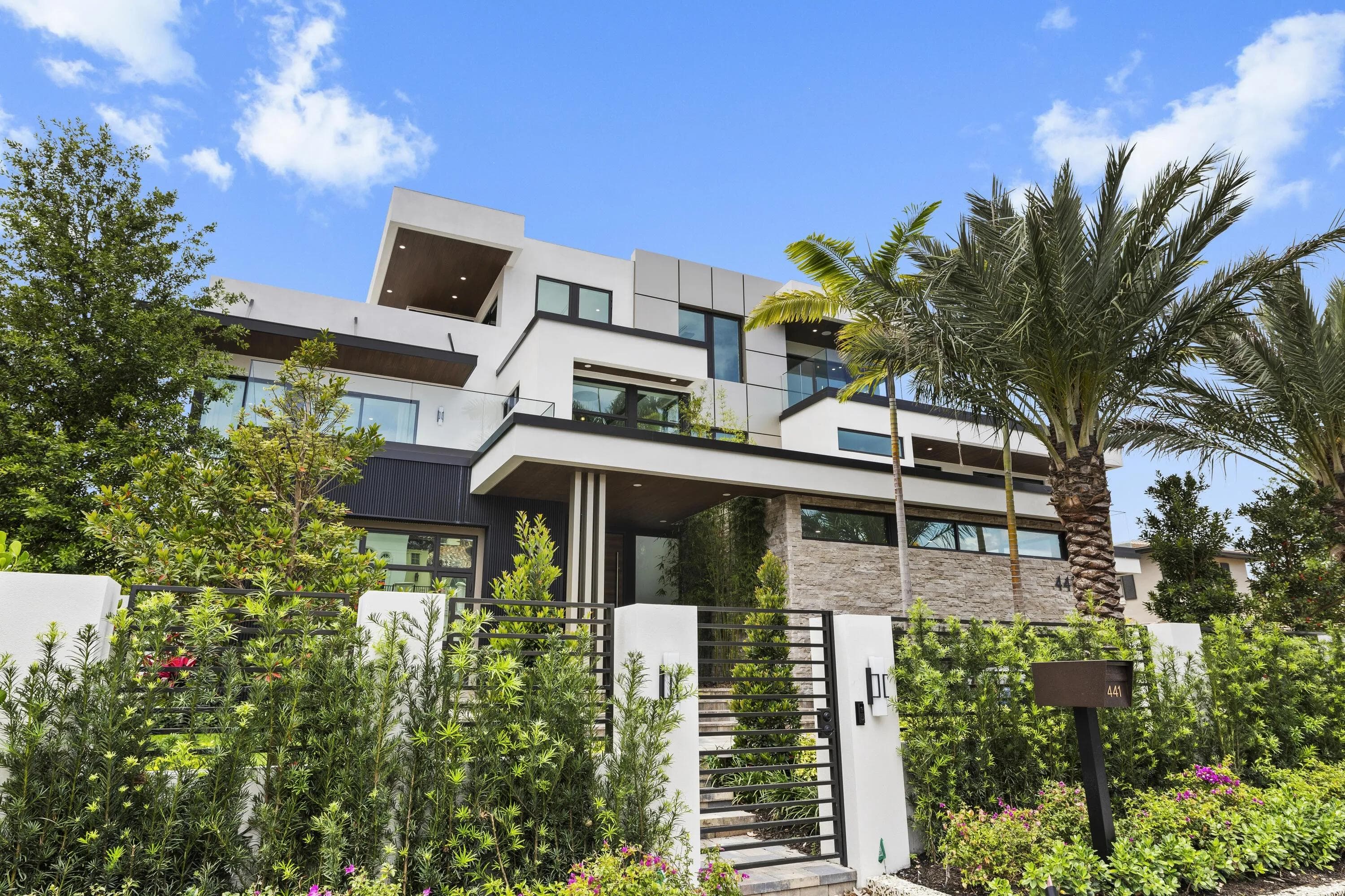 441 Isle Of Palms Drive, Fort Lauderdale, FL 33301 - Image 1