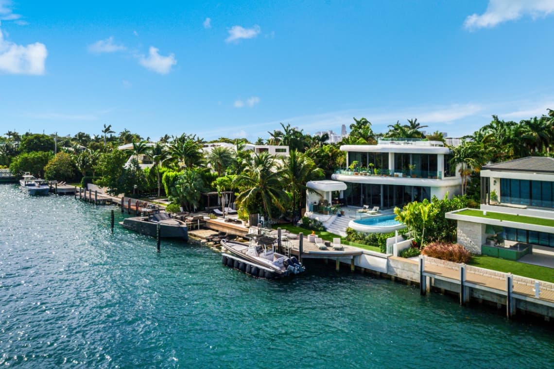 Luxury Waterfront Home in Miami Beach
