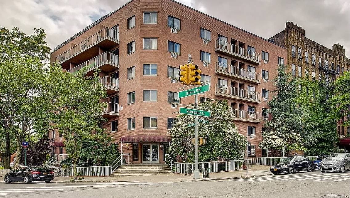 118-82 Metropolitan Ave Unit 1B, Kew Gardens, NY 11415