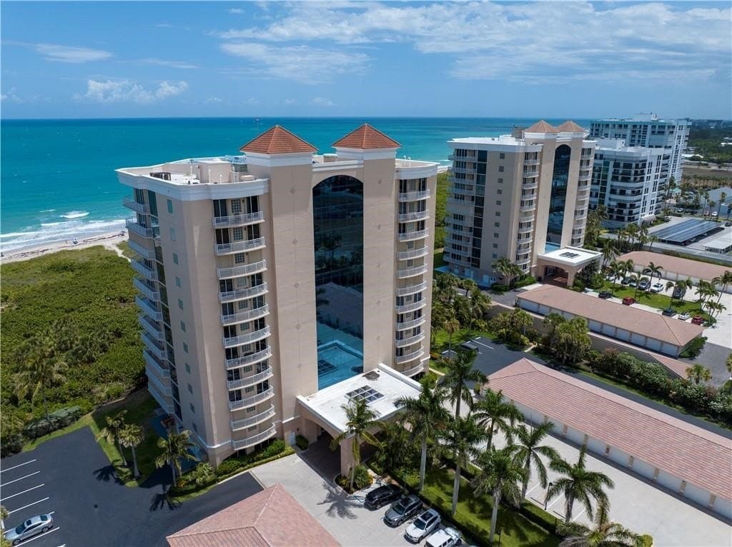3000 N A1a Hwy, Hutchinson Island, FL 34949